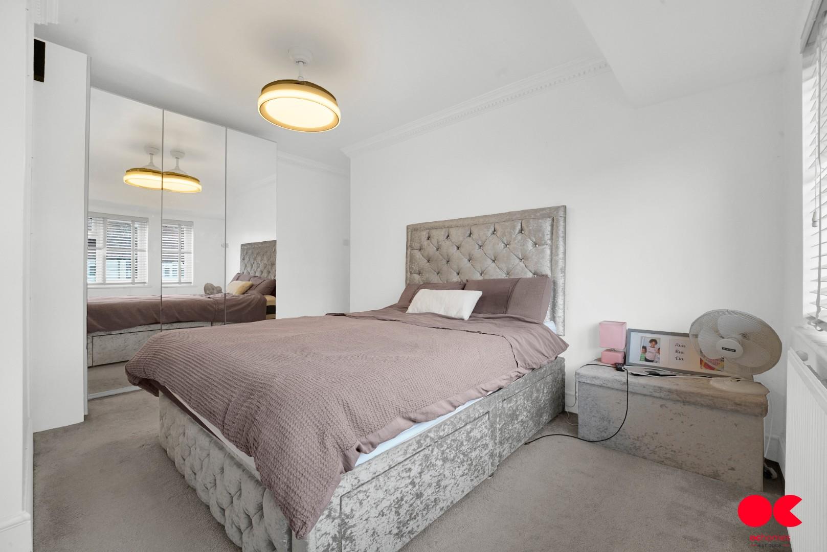 5 bed terraced house for sale in Carnforth Gardens, Elm Park  - Property Image 30