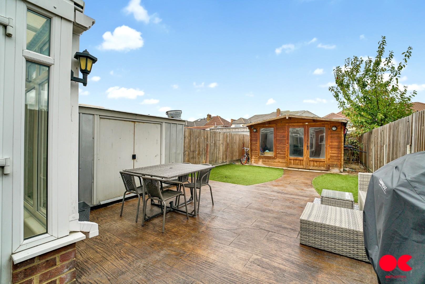 5 bed terraced house for sale in Carnforth Gardens, Elm Park  - Property Image 41