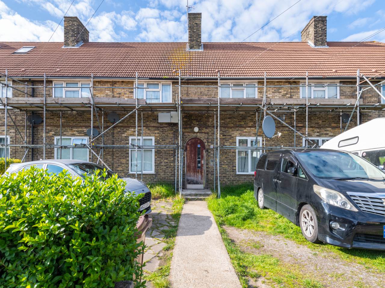 1 Bed Flat For Sale In Tilney Road, Dagenham, RM9