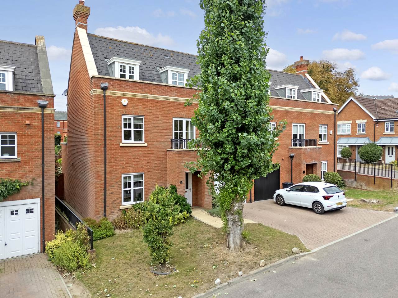 3 Bed House For Sale In Hazel Lane, Beckton, IG6