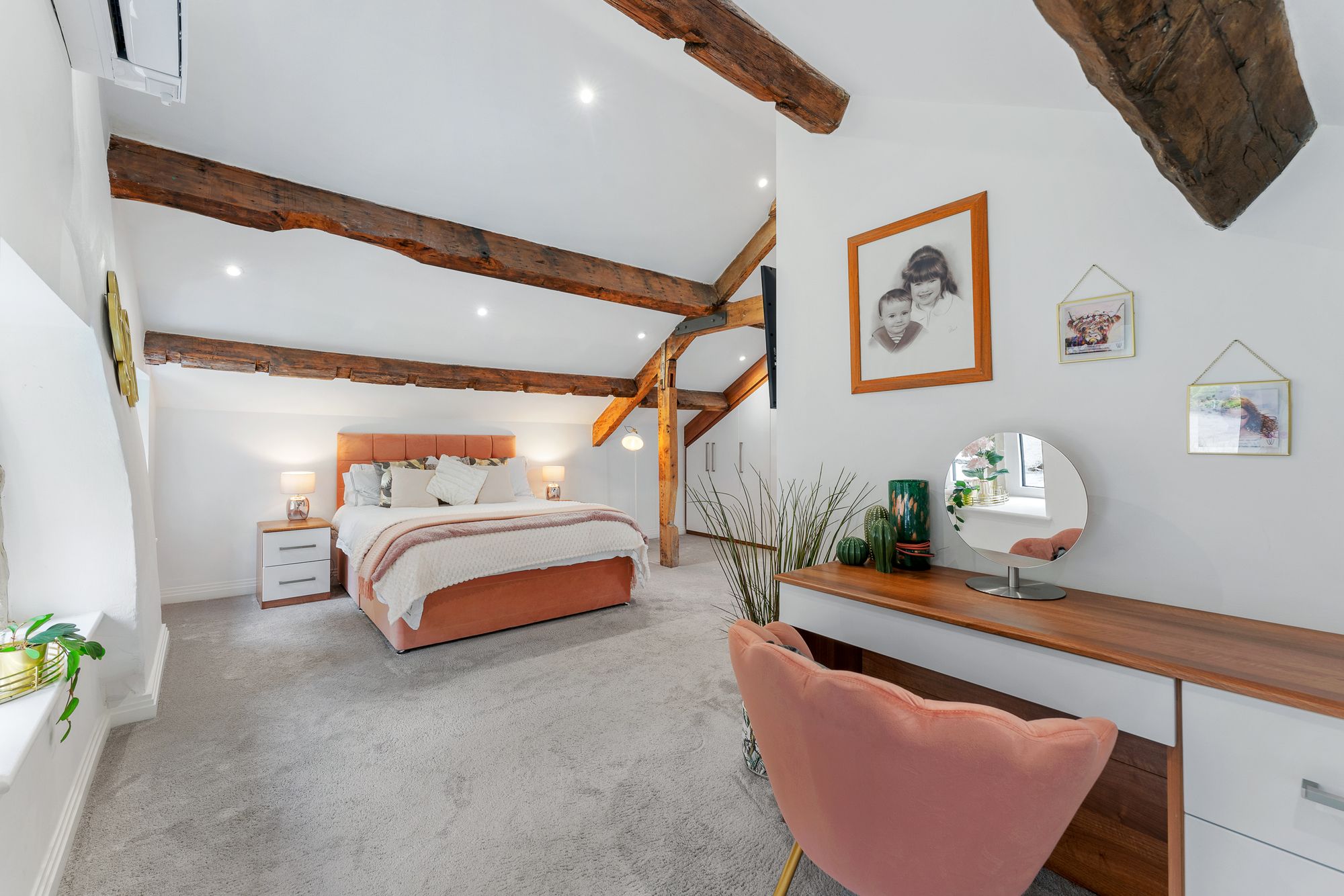 5 bed detached house for sale in New Barn, Saddleworth  - Property Image 38