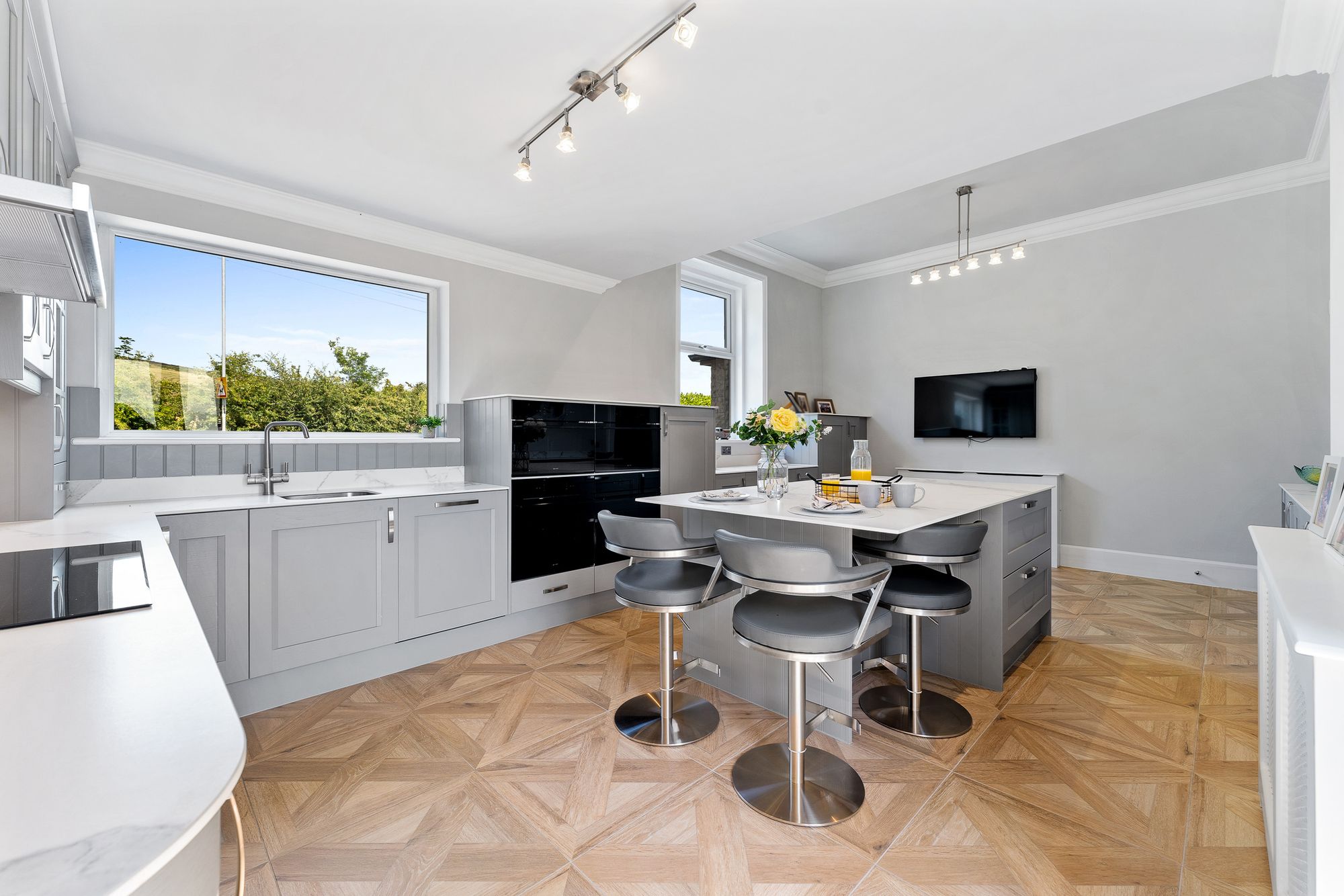 5 bed detached house for sale in Edenfield Road, Rochdale  - Property Image 8