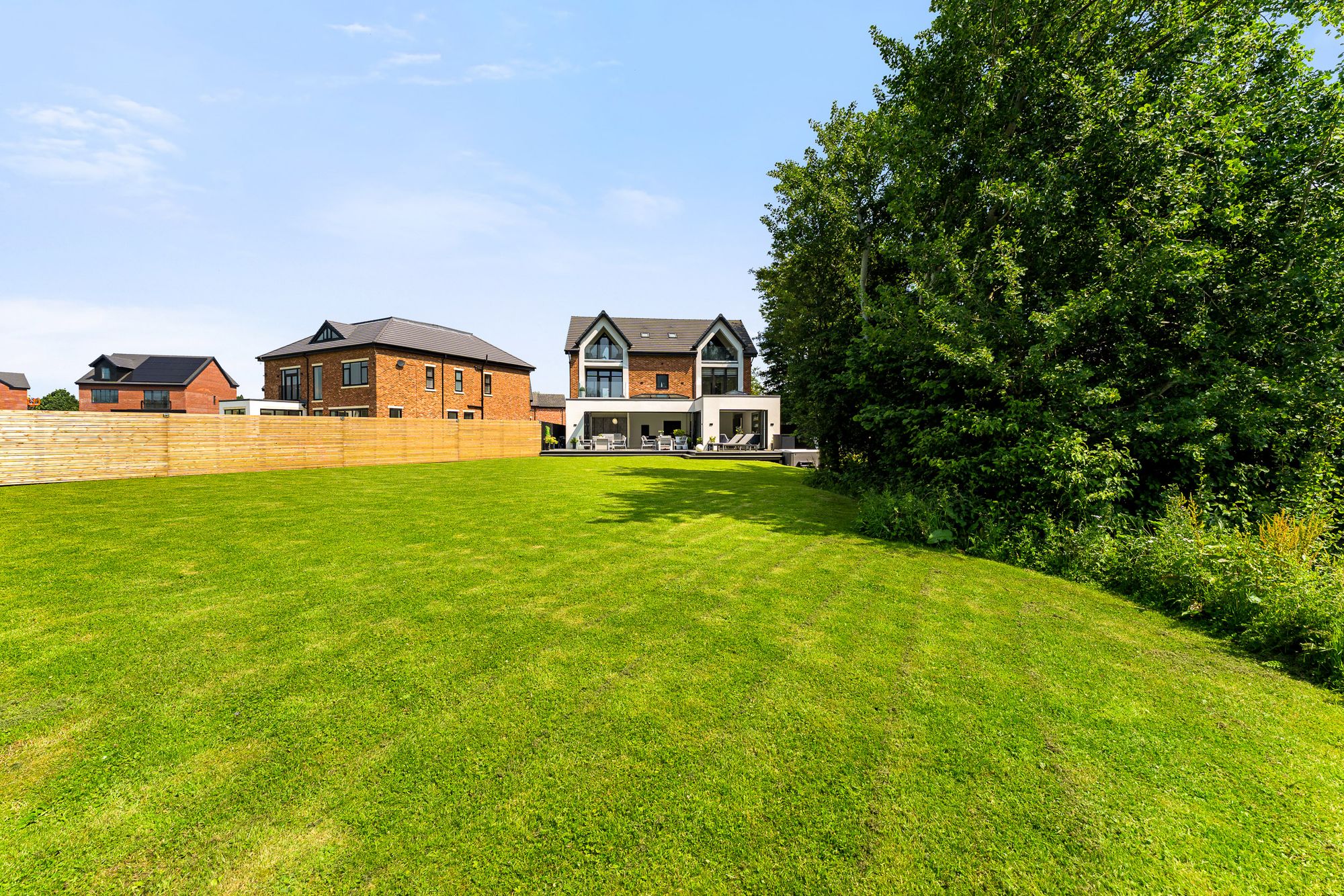5 bed detached house for sale in Hesketh Park, Bolton 3