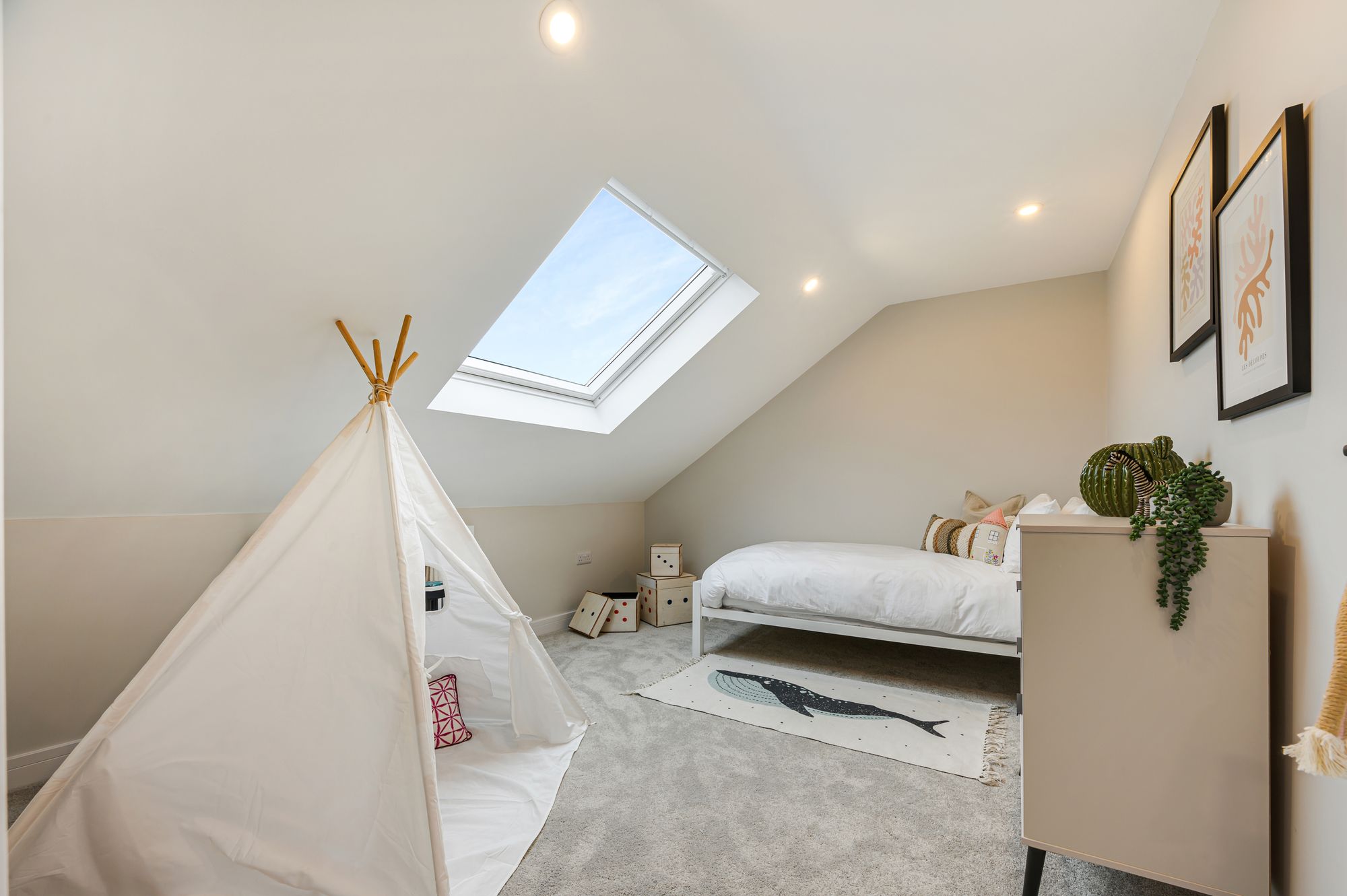 4 bed semi-detached house for sale in Park Avenue, Bury  - Property Image 37