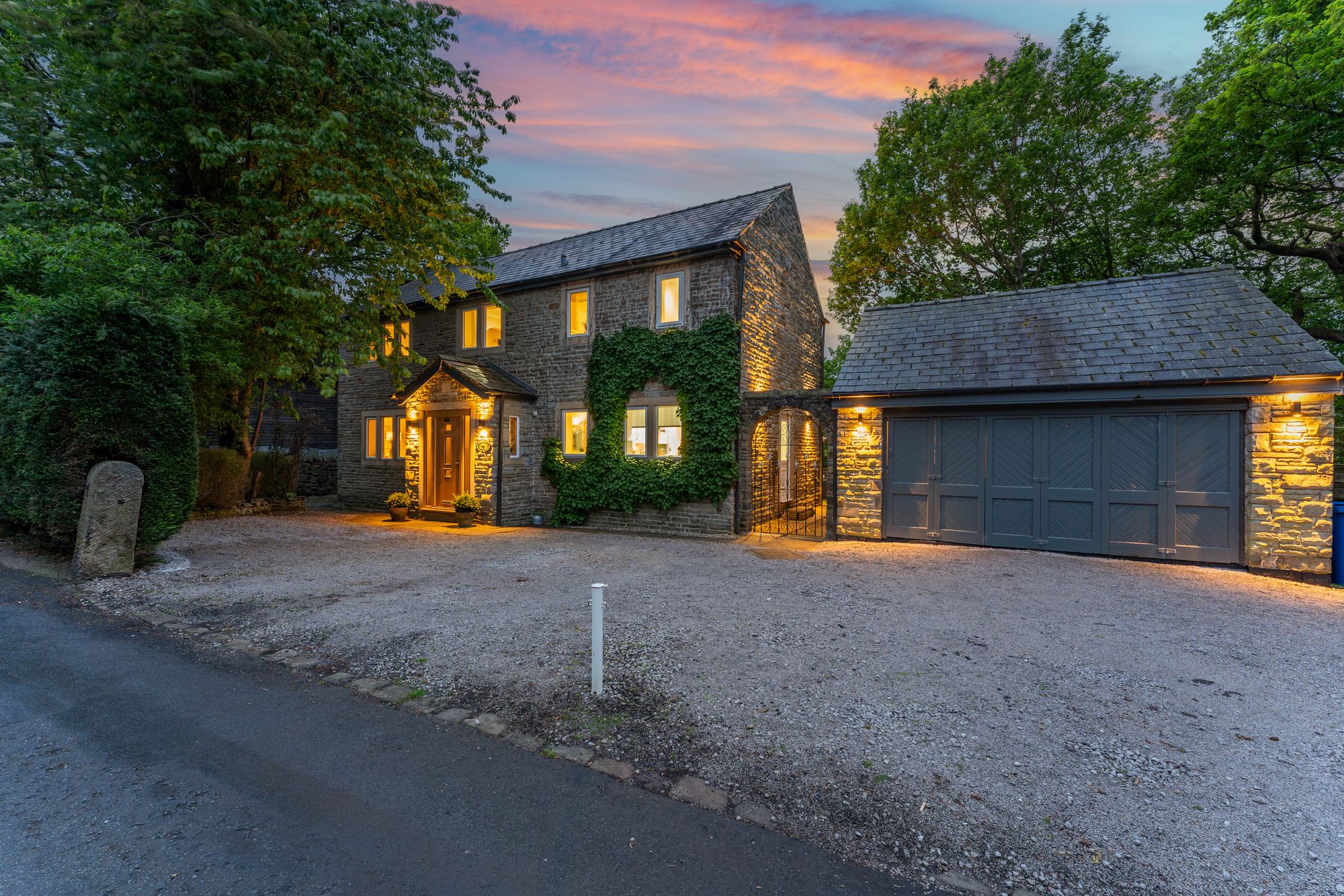 4 bed detached house for sale in Pollards Lane, Bury - Property Image 1
