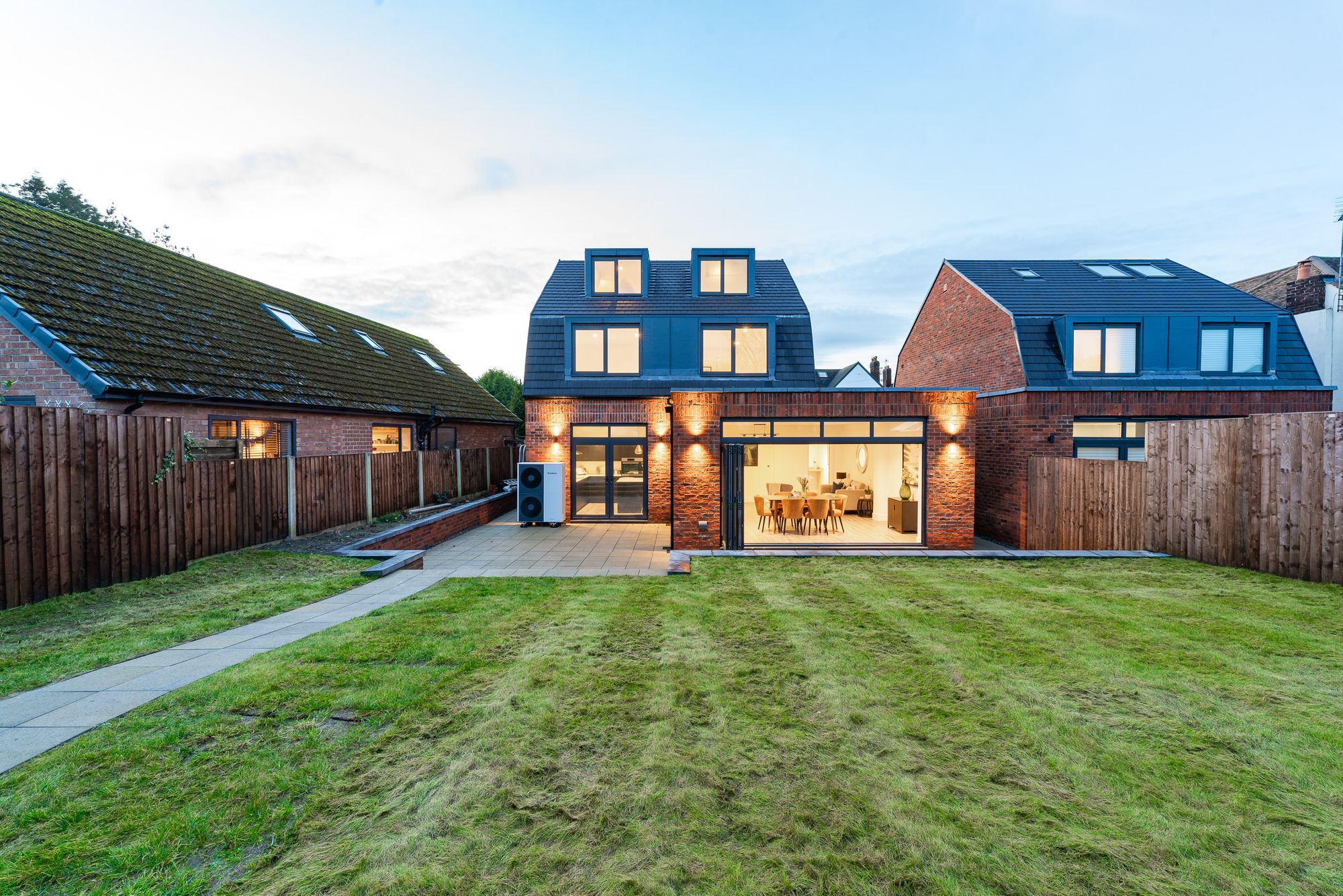 4 bed detached house for sale in Yew Tree Drive, Sale  - Property Image 4