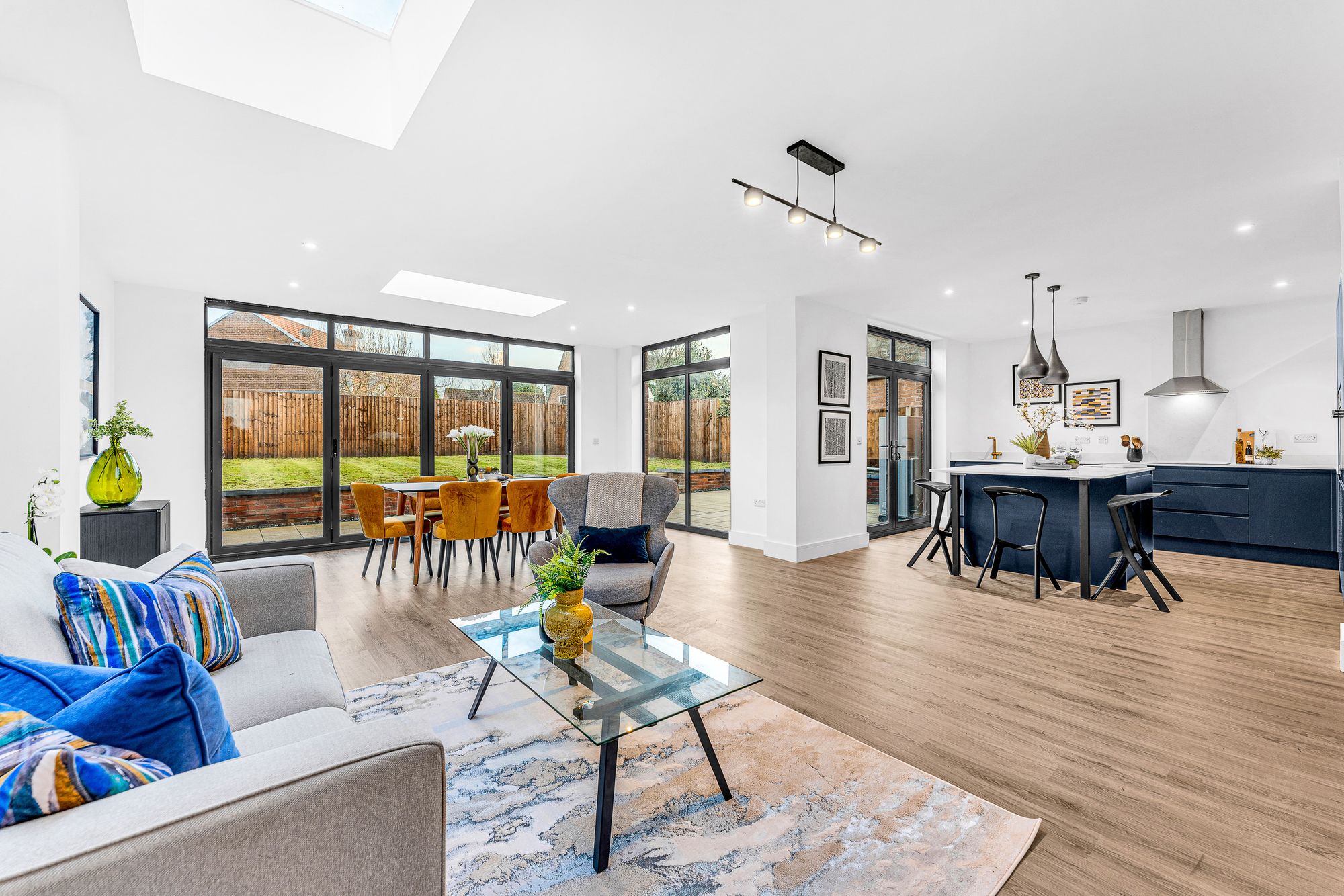 4 bed detached house for sale in Yew Tree Drive, Sale 2