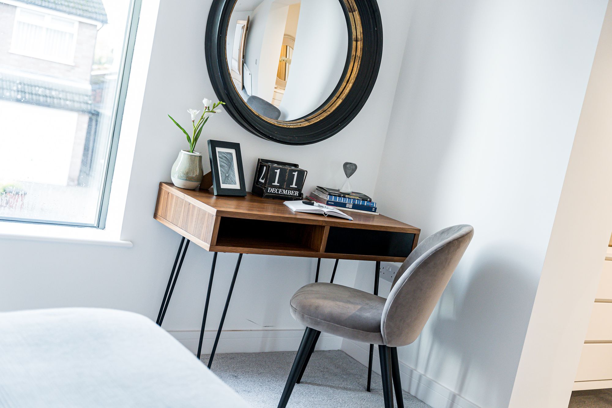 4 bed detached house for sale in Yew Tree Drive, Sale 33