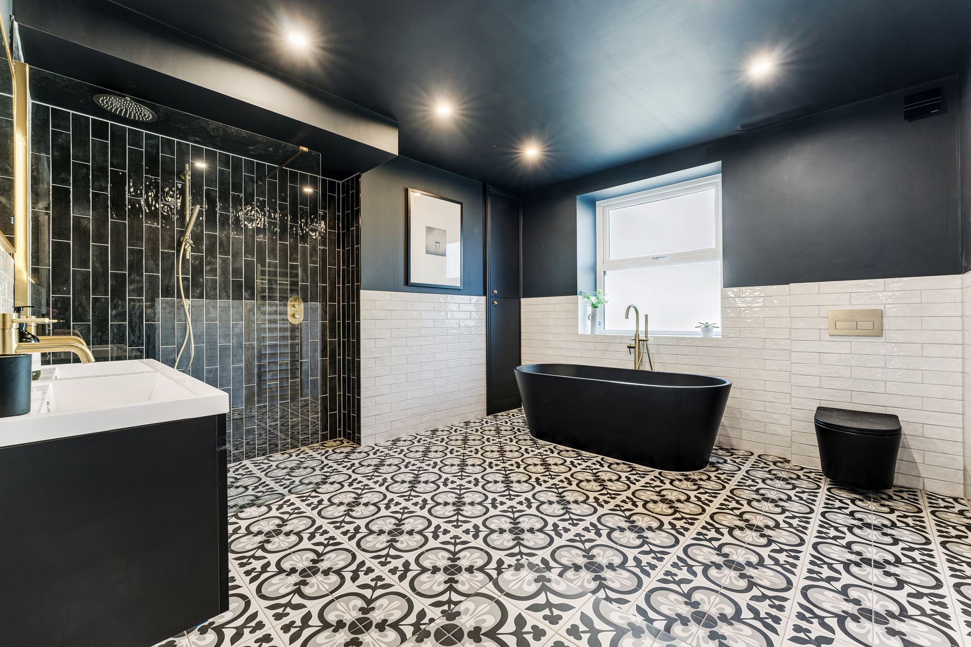 4 bed terraced house for sale in Tanners Street, Bury  - Property Image 4