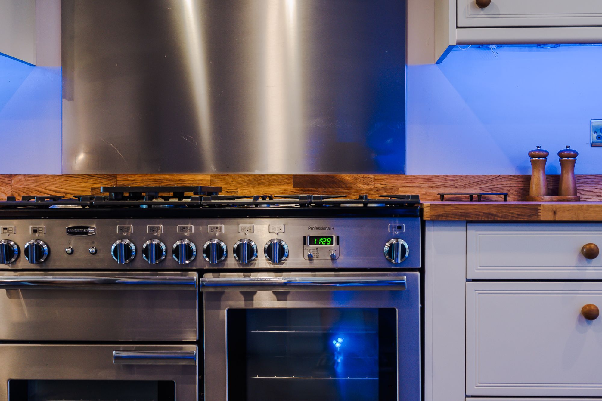 6 bed detached house for sale in Vicars Hall Lane, Manchester  - Property Image 19