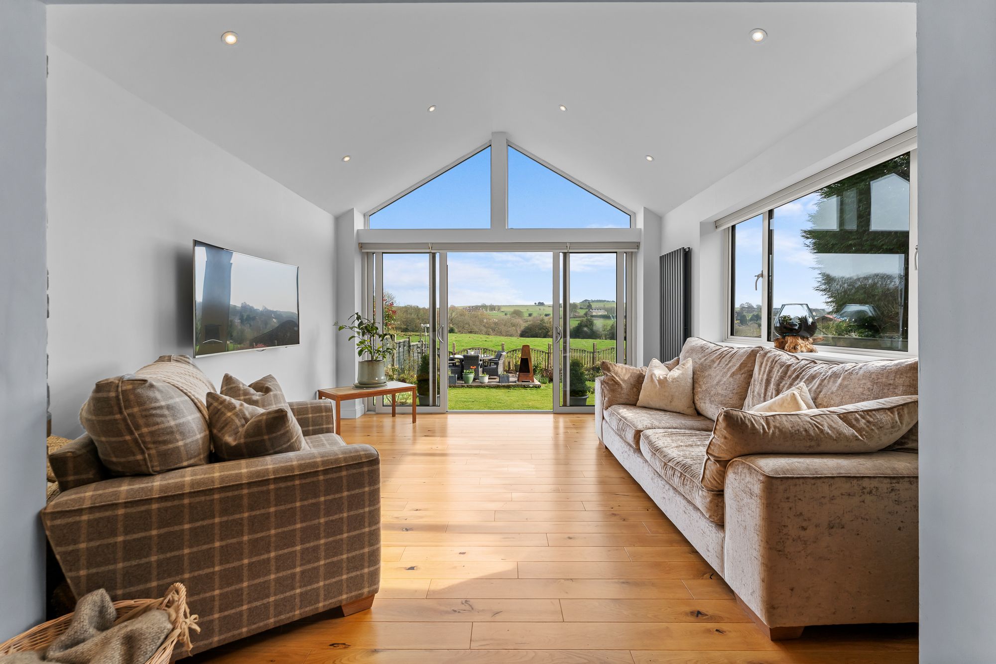 5 bed detached house for sale in Brandwood Court, Bolton 1