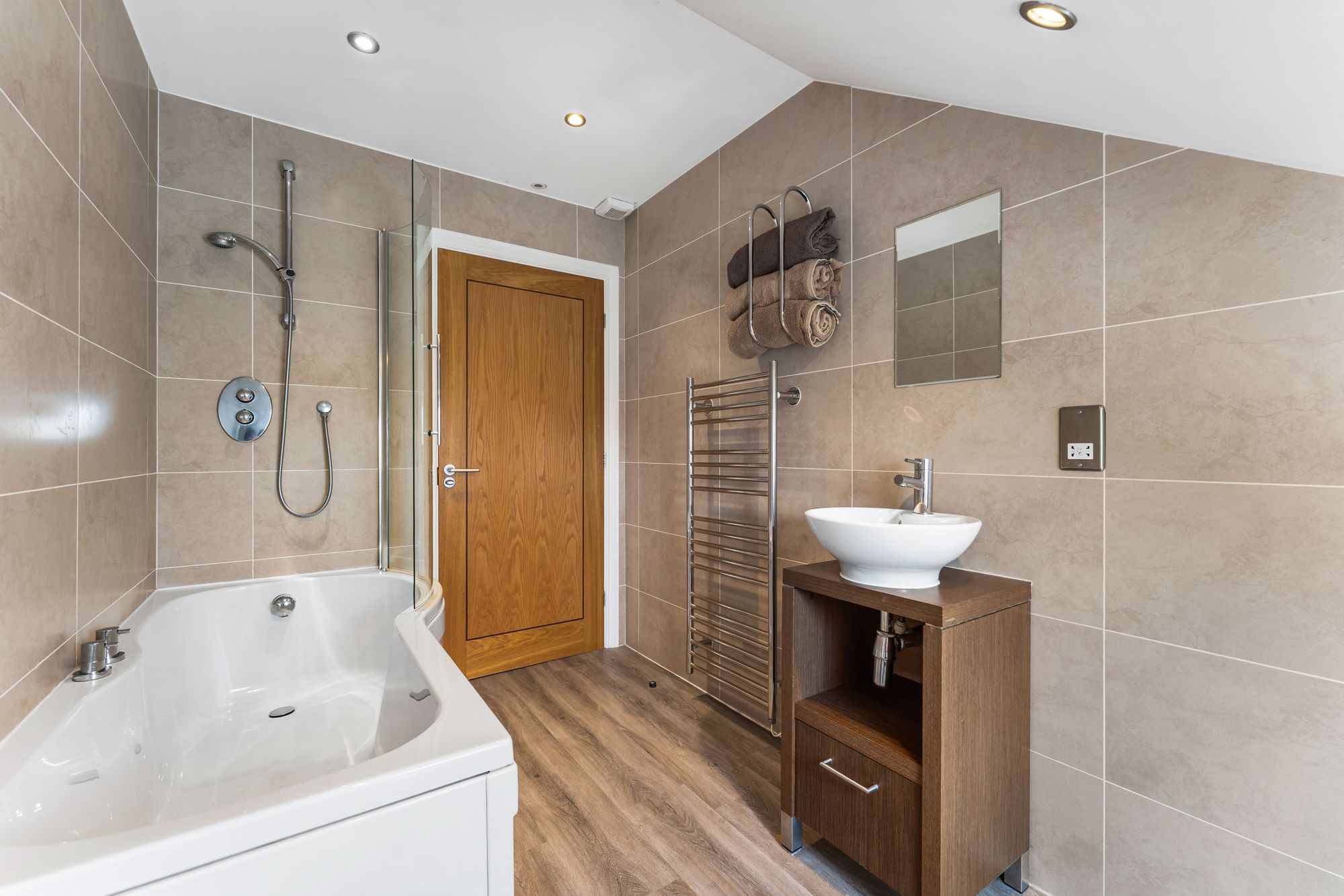 4 bed barn conversion for sale in Plodder Lane, Bolton 34