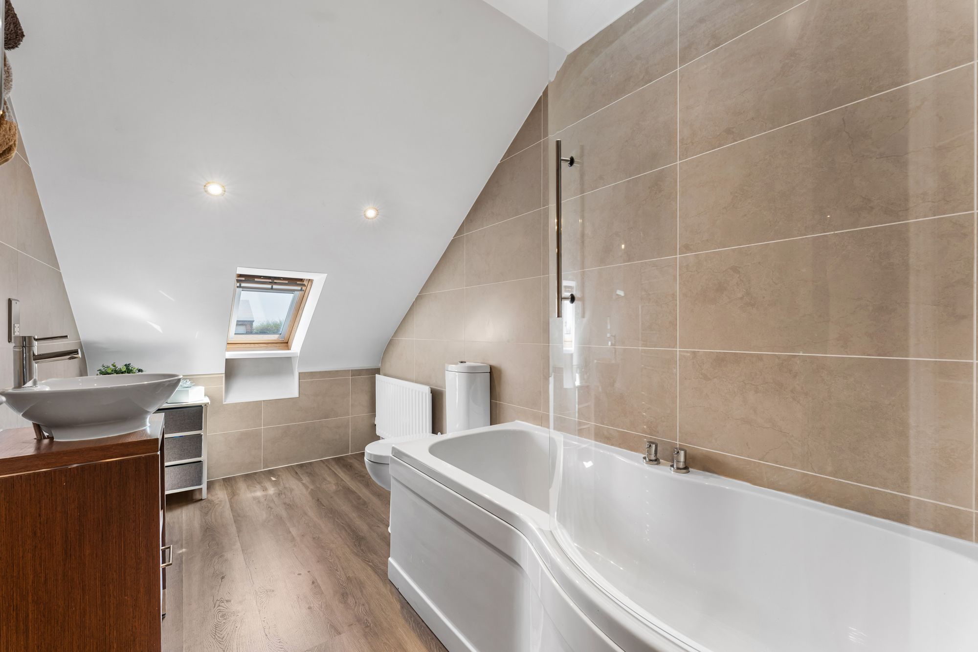 4 bed barn conversion for sale in Plodder Lane, Bolton 36