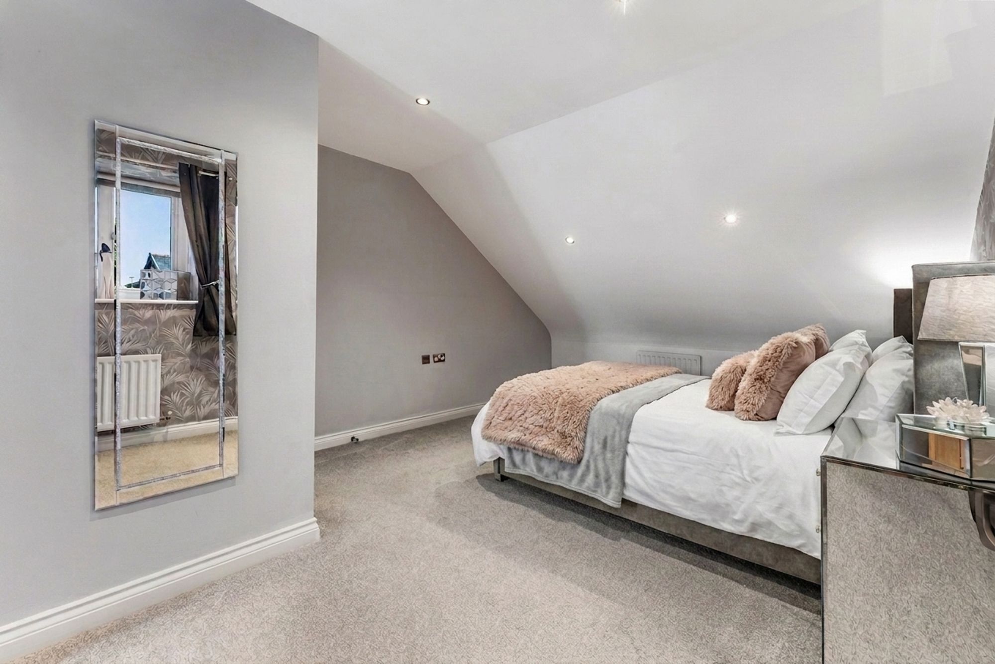 4 bed barn conversion for sale in Plodder Lane, Bolton 28