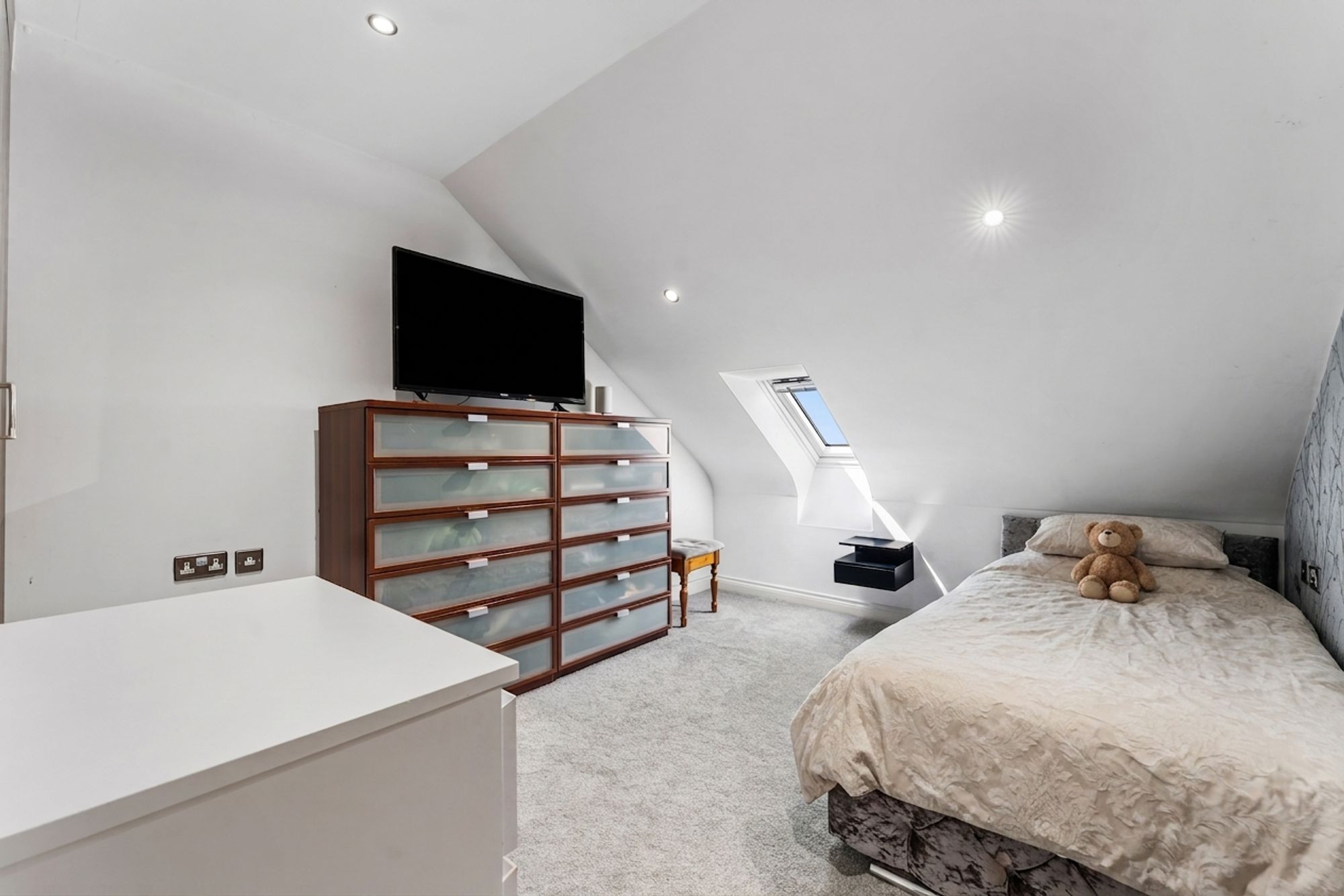 4 bed barn conversion for sale in Plodder Lane, Bolton  - Property Image 39