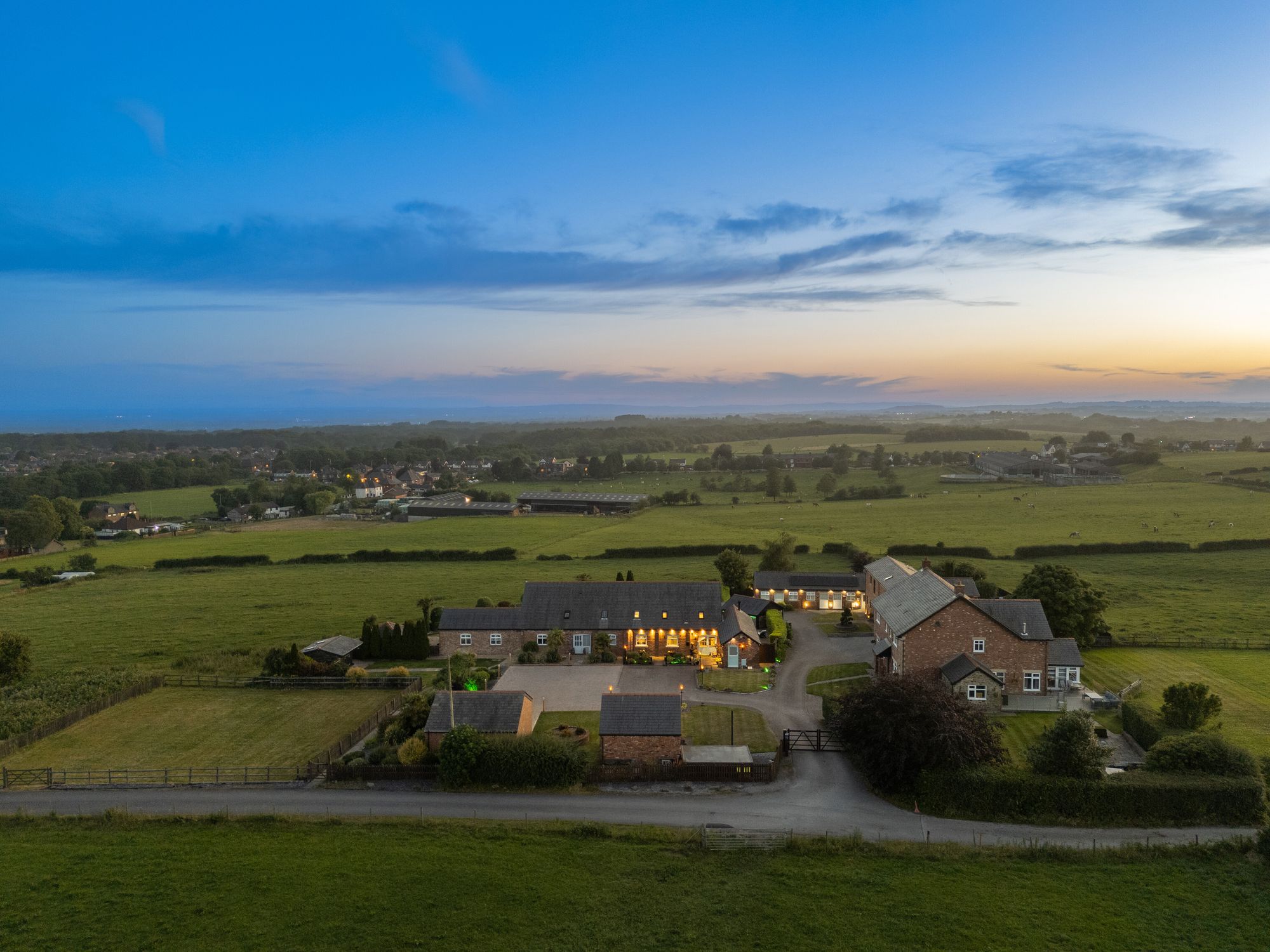 4 bed barn conversion for sale in Plodder Lane, Bolton  - Property Image 61
