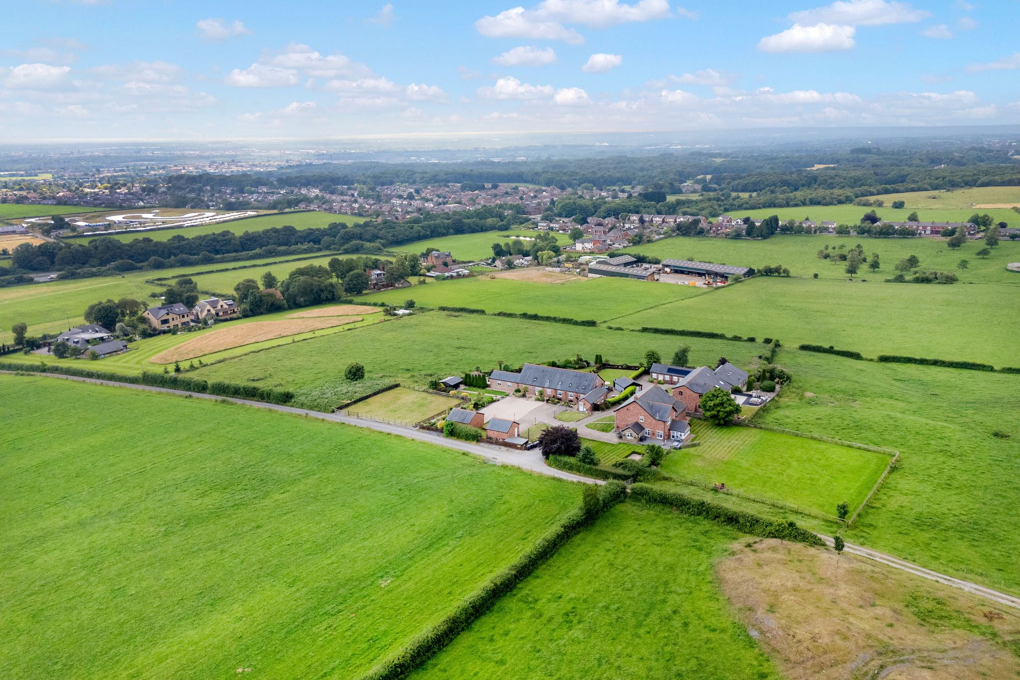 4 bed barn conversion for sale in Plodder Lane, Bolton 49