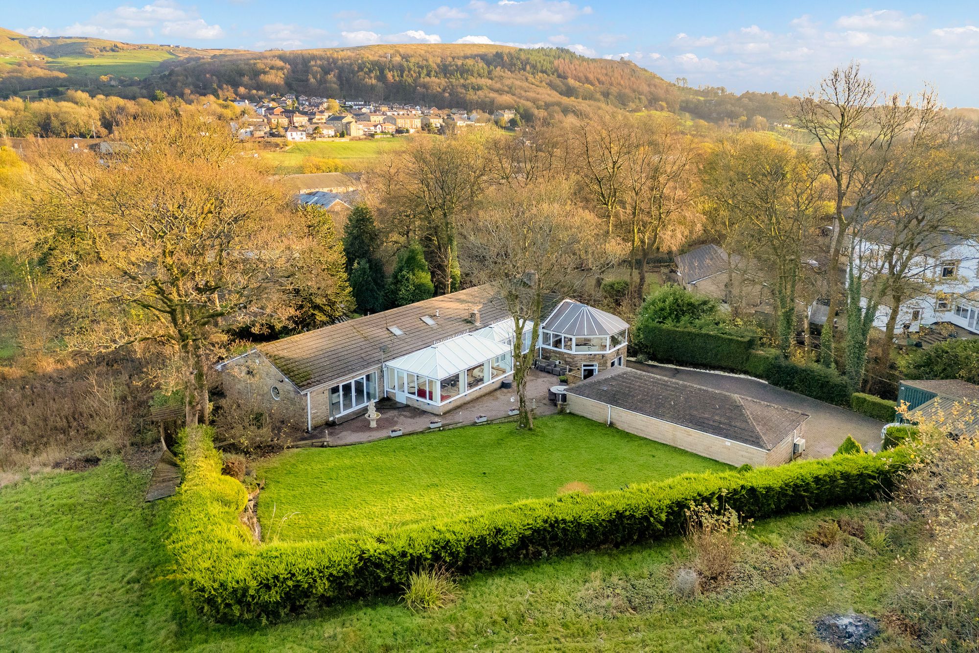4 bed detached house for sale in Holme Lane, Rossendale 3