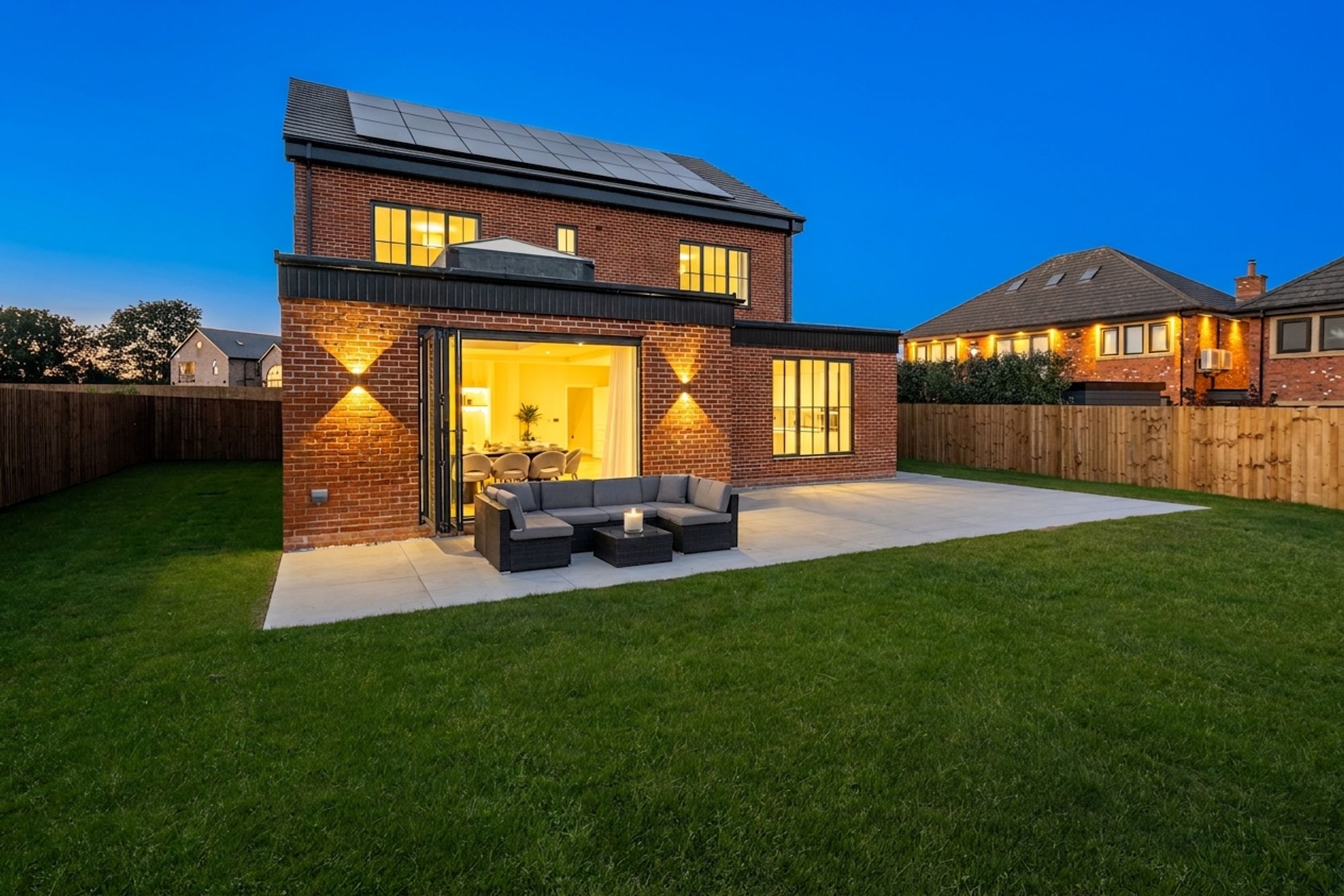 5 bed detached house for sale in Oakridge Park, Bolton 4