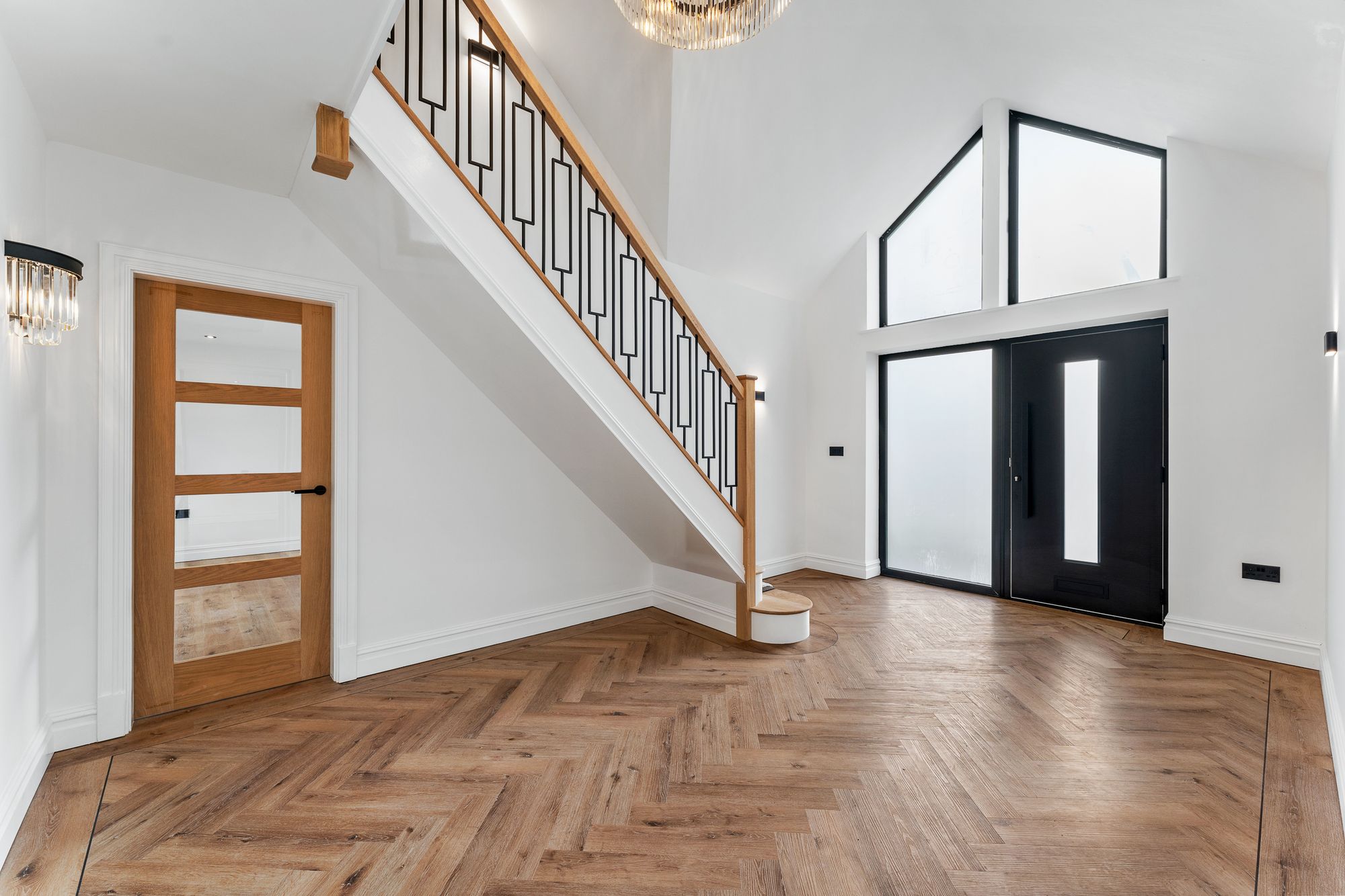 4 bed detached house for sale in Bury Old Road, Bolton  - Property Image 5