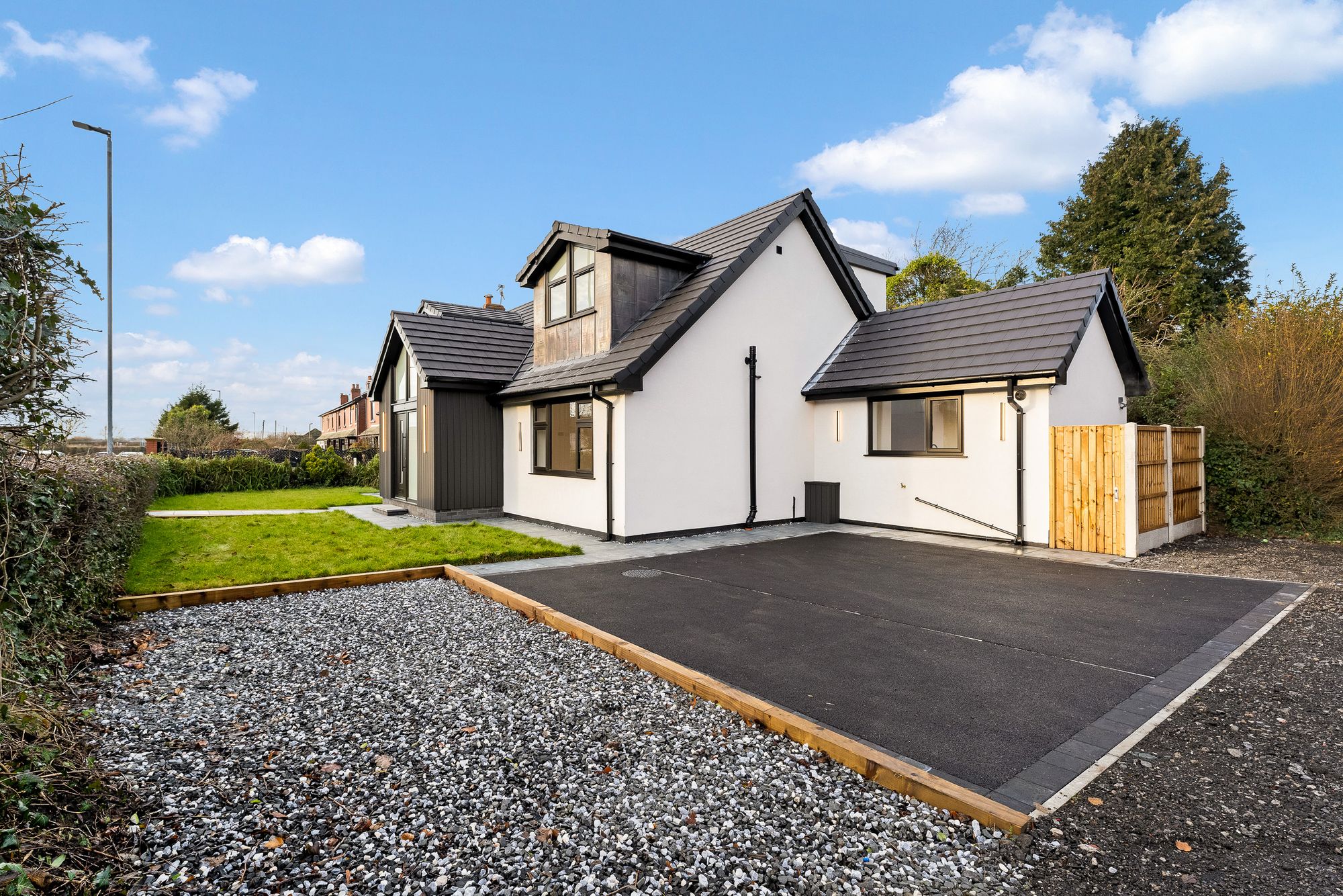 4 bed detached house for sale in Bury Old Road, Bolton  - Property Image 53