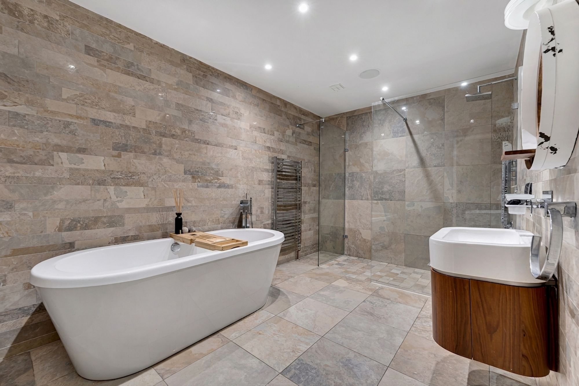 4 bed detached house for sale in Nutbank Lane, Manchester  - Property Image 35