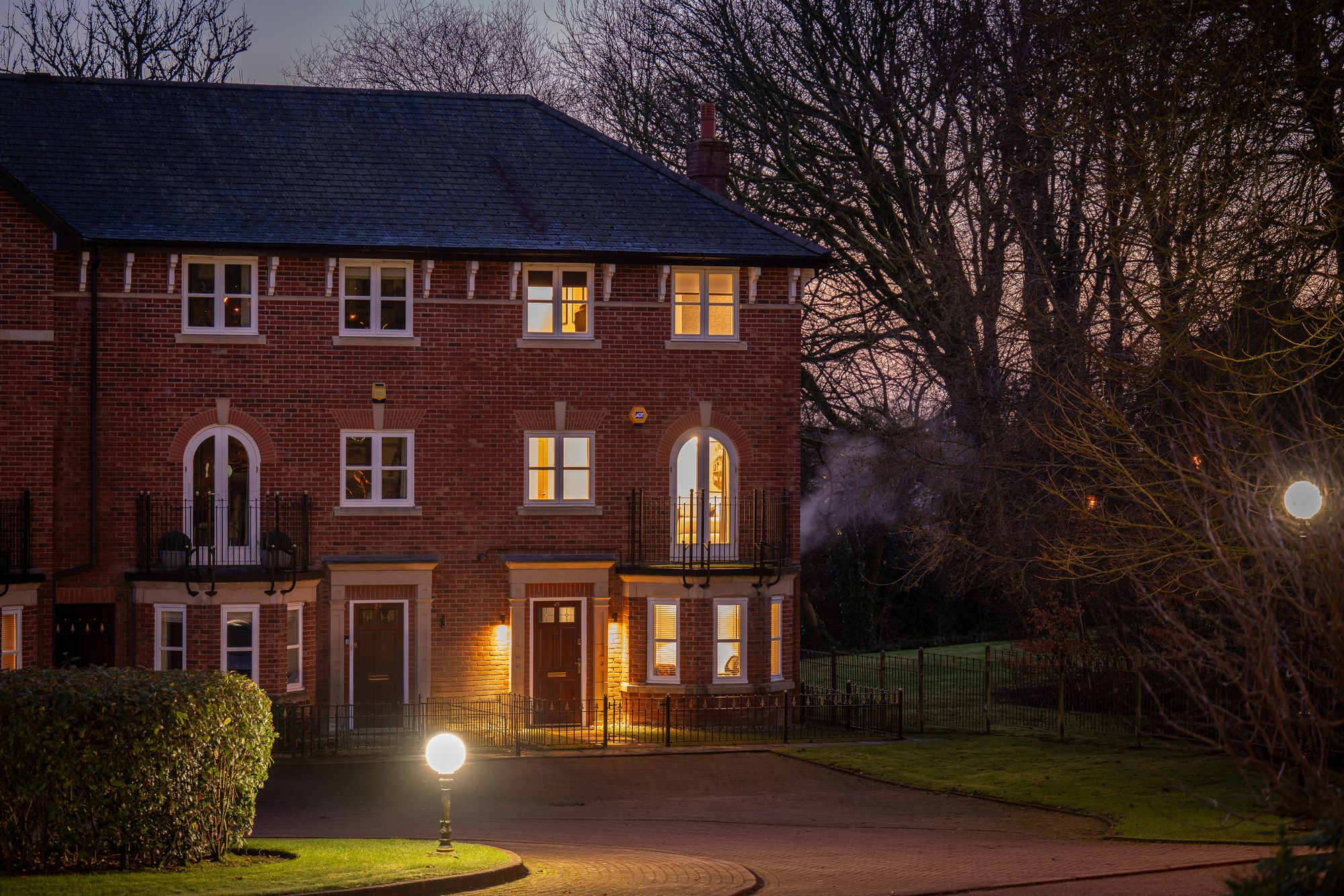 4 bed end of terrace house for sale in Greenmount Close, Bolton 4