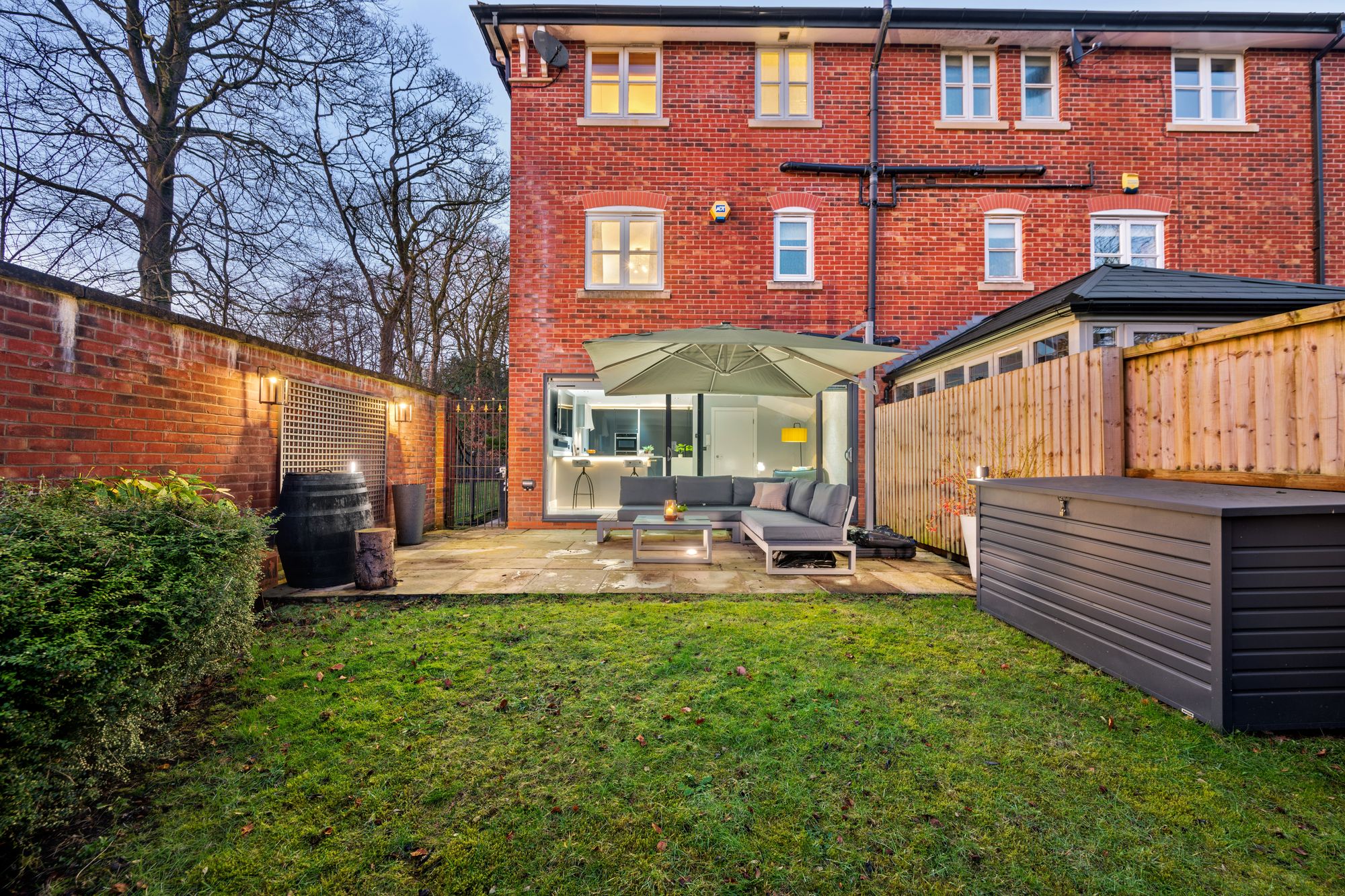 4 bed end of terrace house for sale in Greenmount Close, Bolton 5