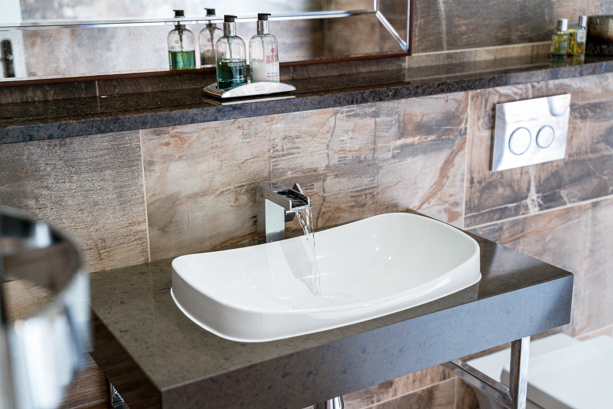 5 bed semi-detached house for sale in Victoria Road, Bolton  - Property Image 39