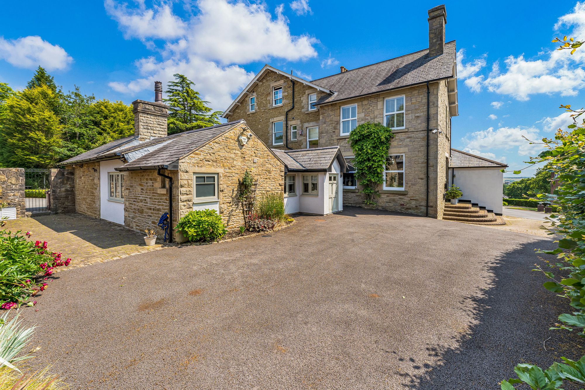 5 bed semi-detached house for sale in Victoria Road, Bolton  - Property Image 52