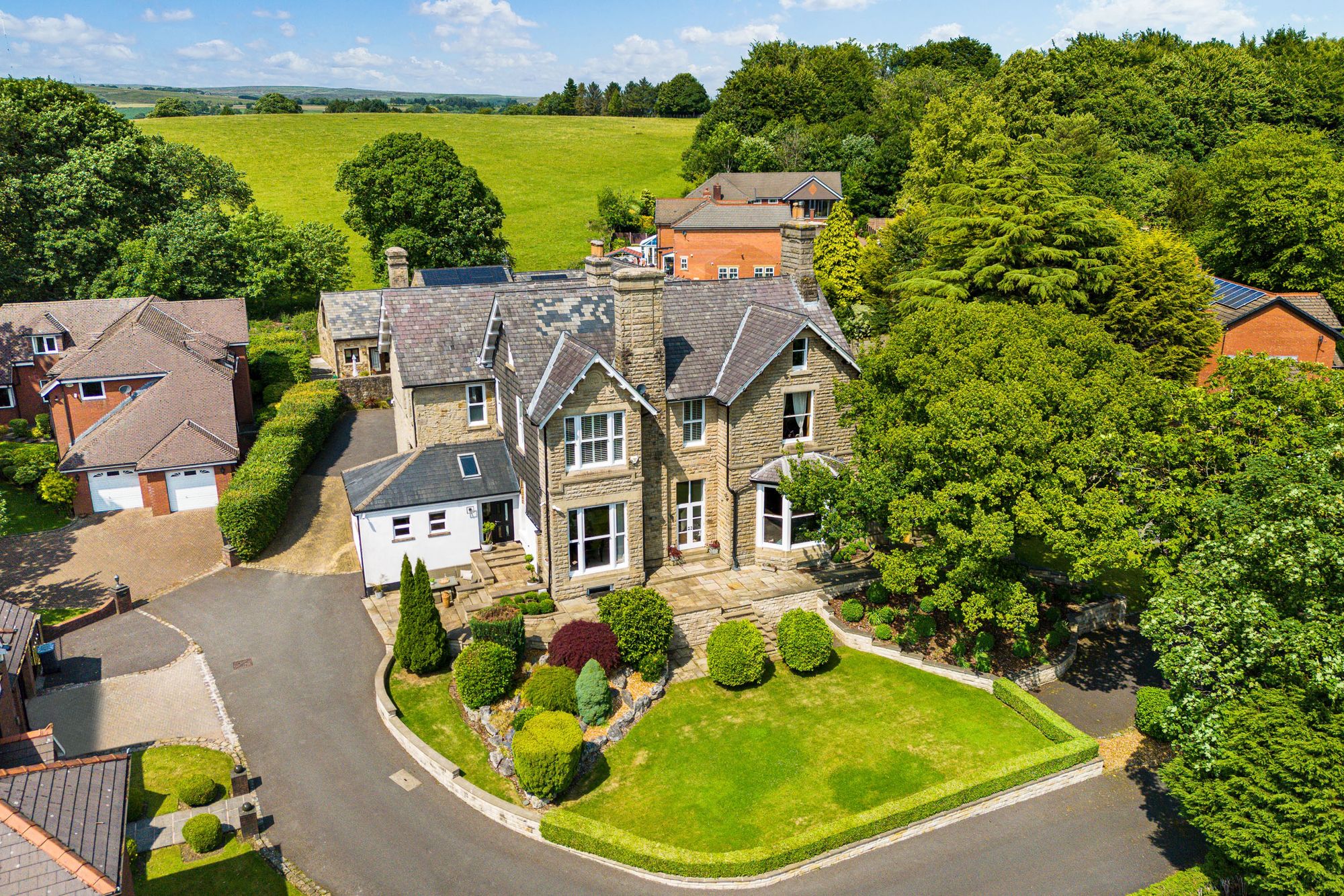 5 bed semi-detached house for sale in Victoria Road, Bolton  - Property Image 5