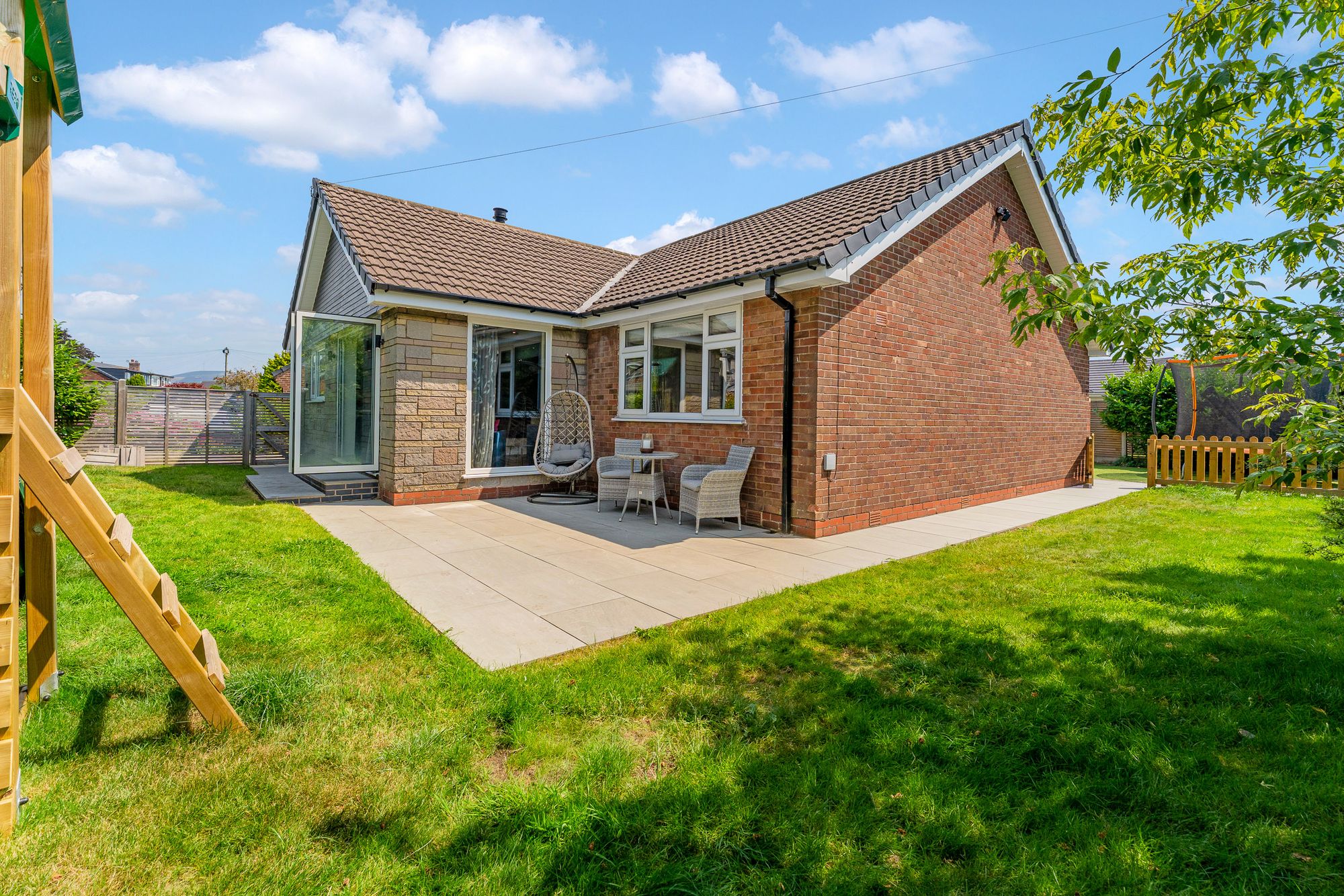 3 bed detached bungalow for sale in Vernon Road, Bury 34