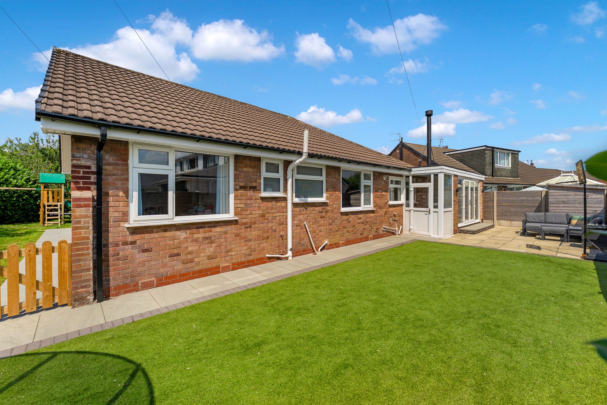 3 bed detached bungalow for sale in Vernon Road, Bury 31