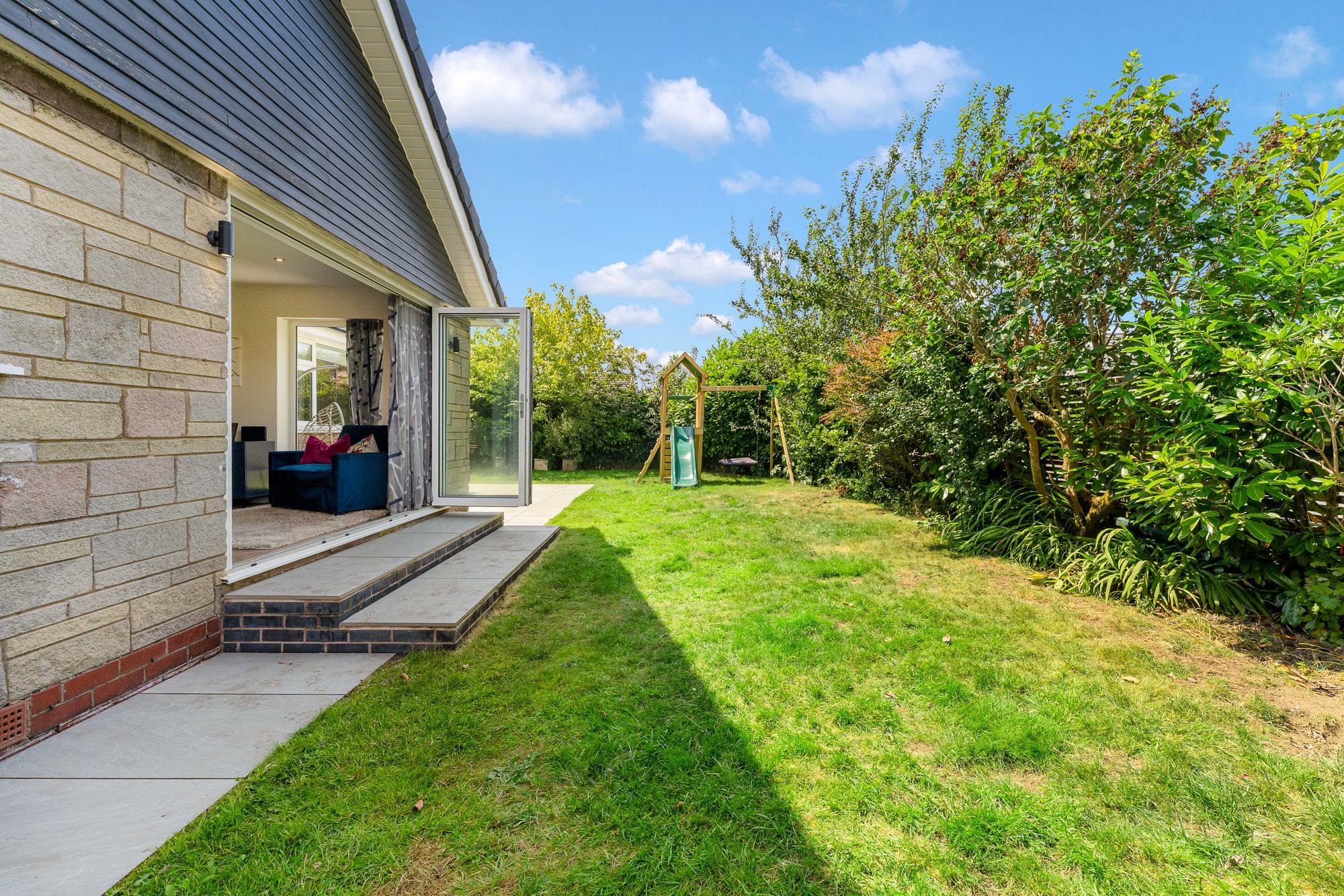 3 bed detached bungalow for sale in Vernon Road, Bury 36