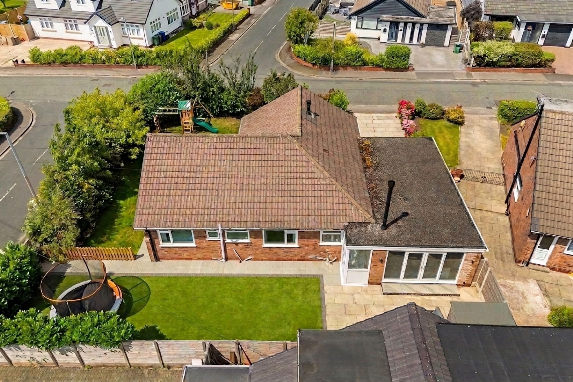 3 bed detached bungalow for sale in Vernon Road, Bury  - Property Image 4