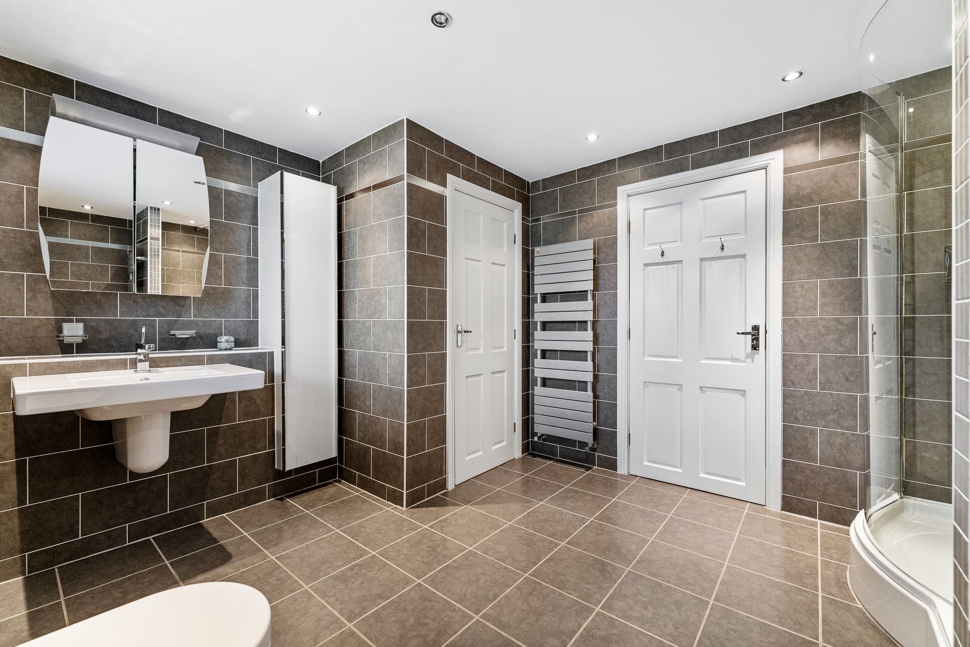 5 bed barn conversion for sale in Chorley Old Road, Bolton 41