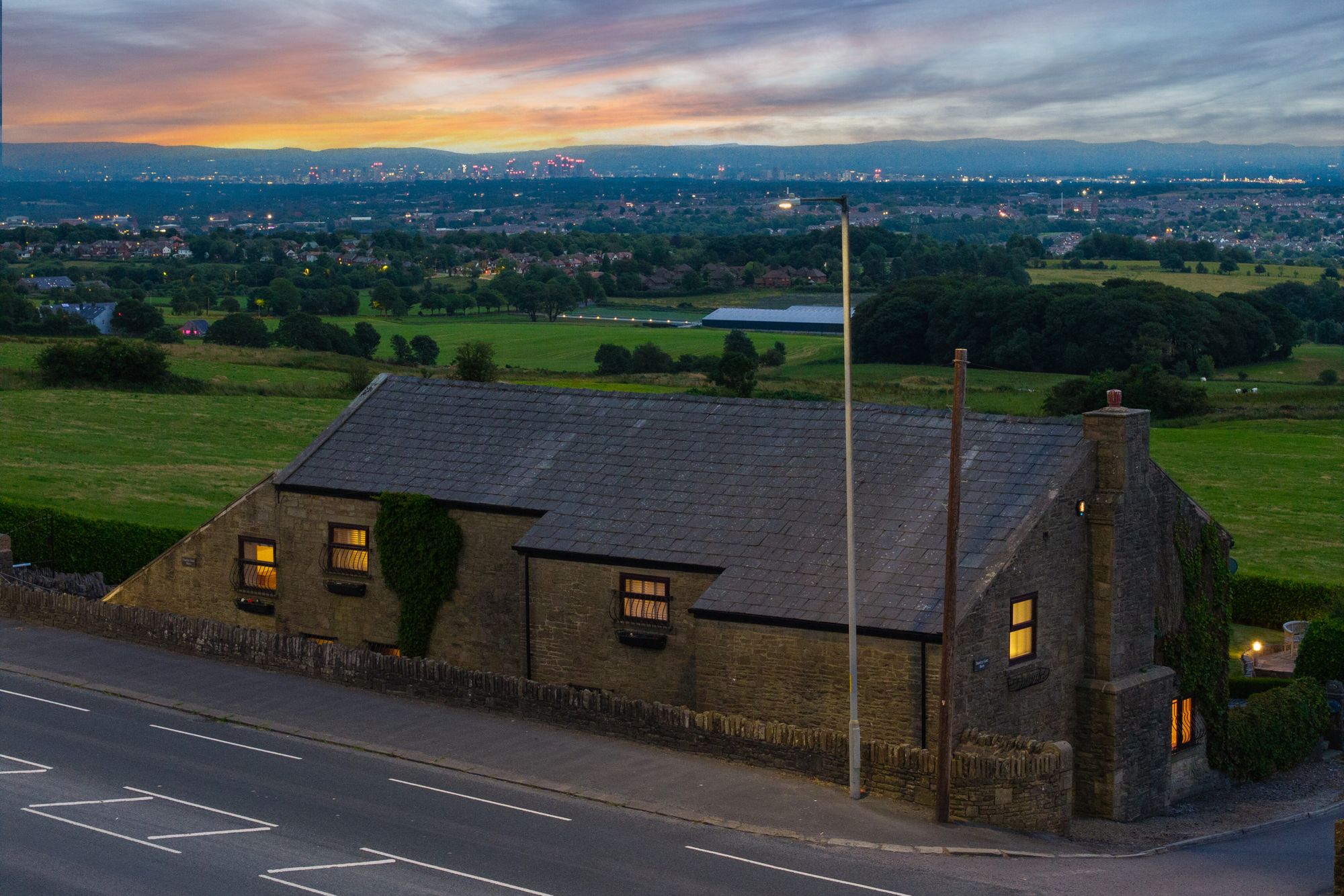 5 bed barn conversion for sale in Chorley Old Road, Bolton 69