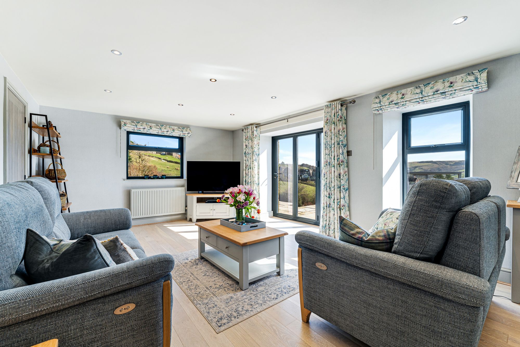 4 bed detached house for sale in Booth Road, Bacup 9