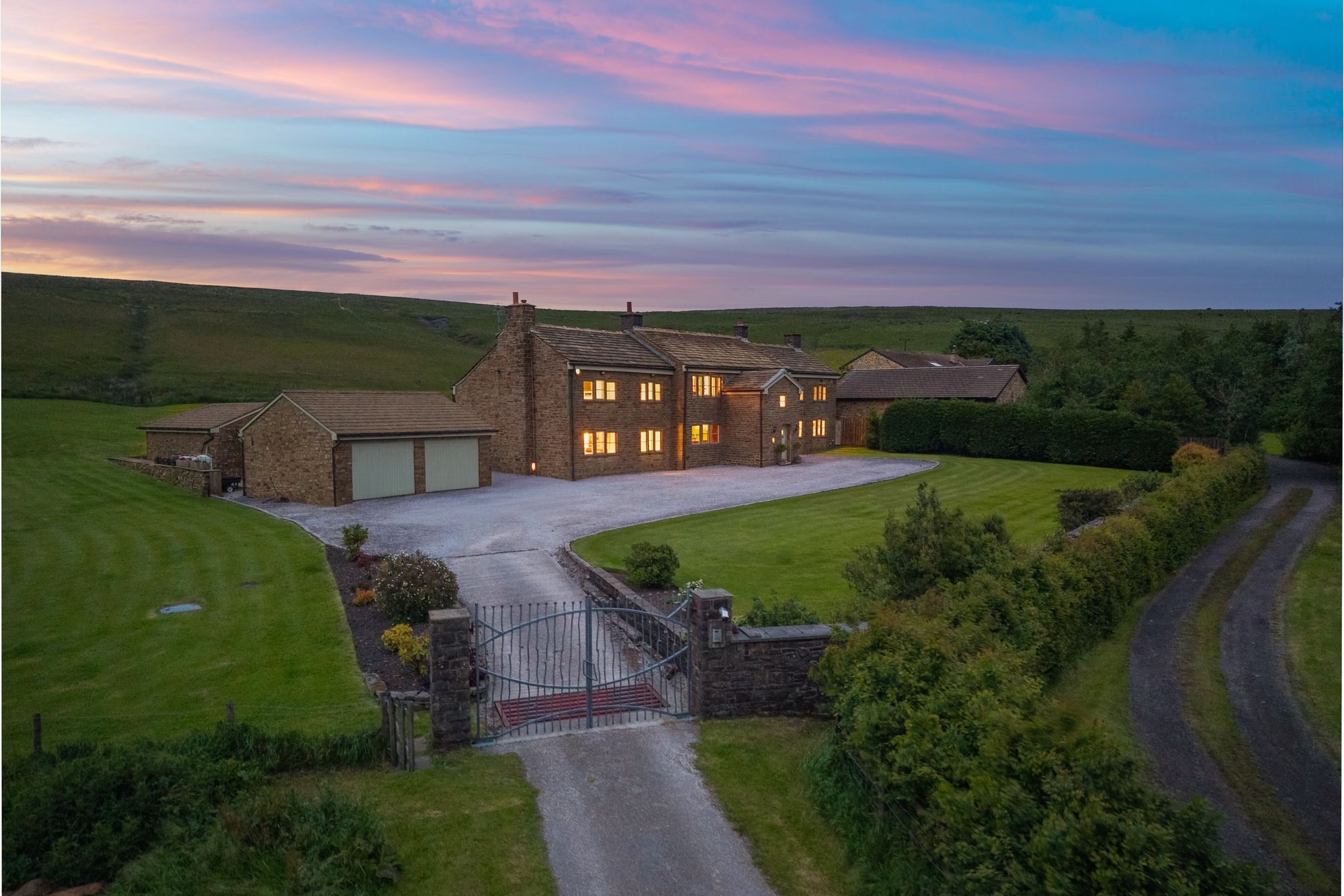 5 bed detached house for sale in Brex, Bacup 59
