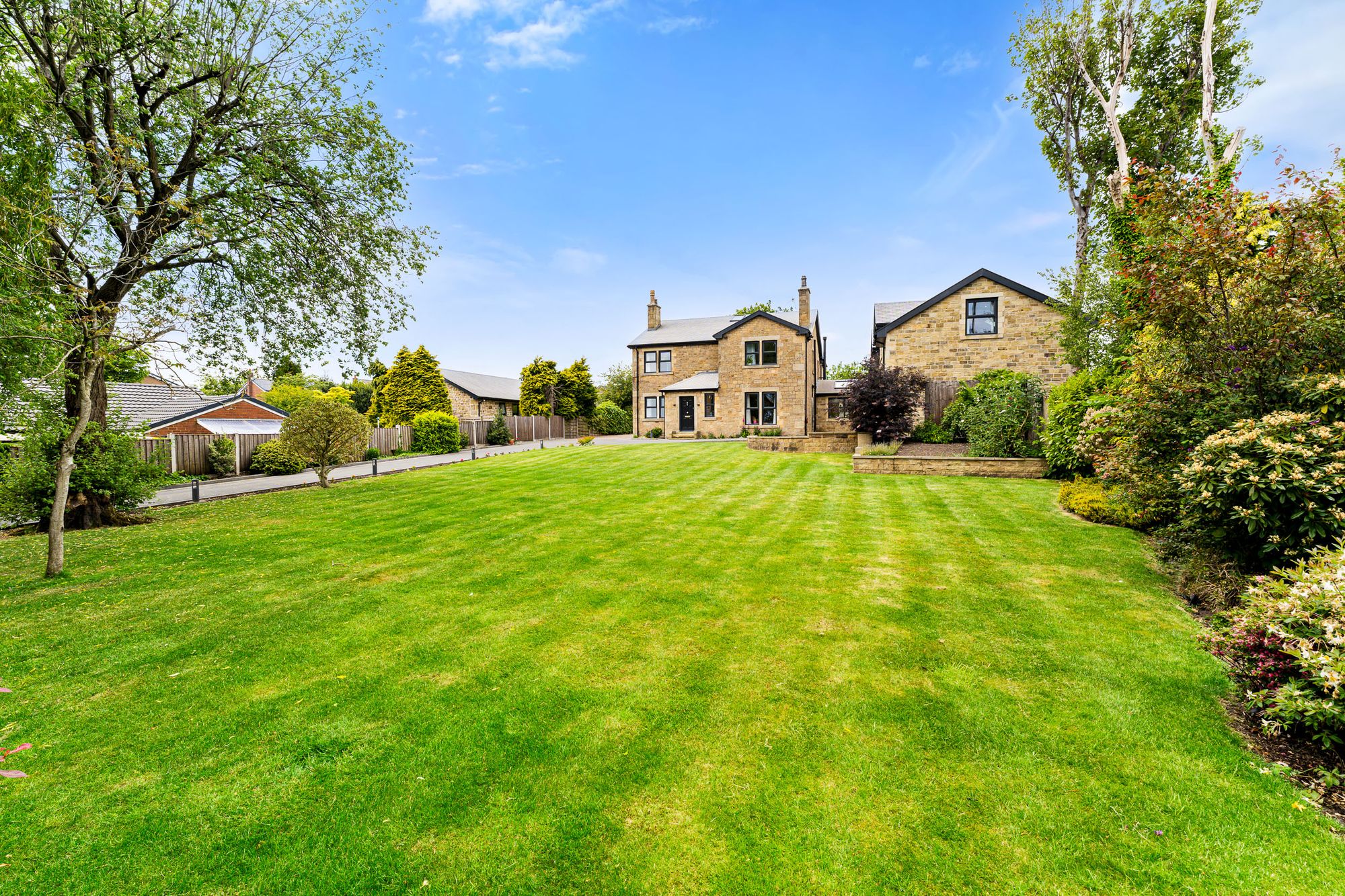 6 bed detached house for sale in Newington Drive, Bury  - Property Image 4