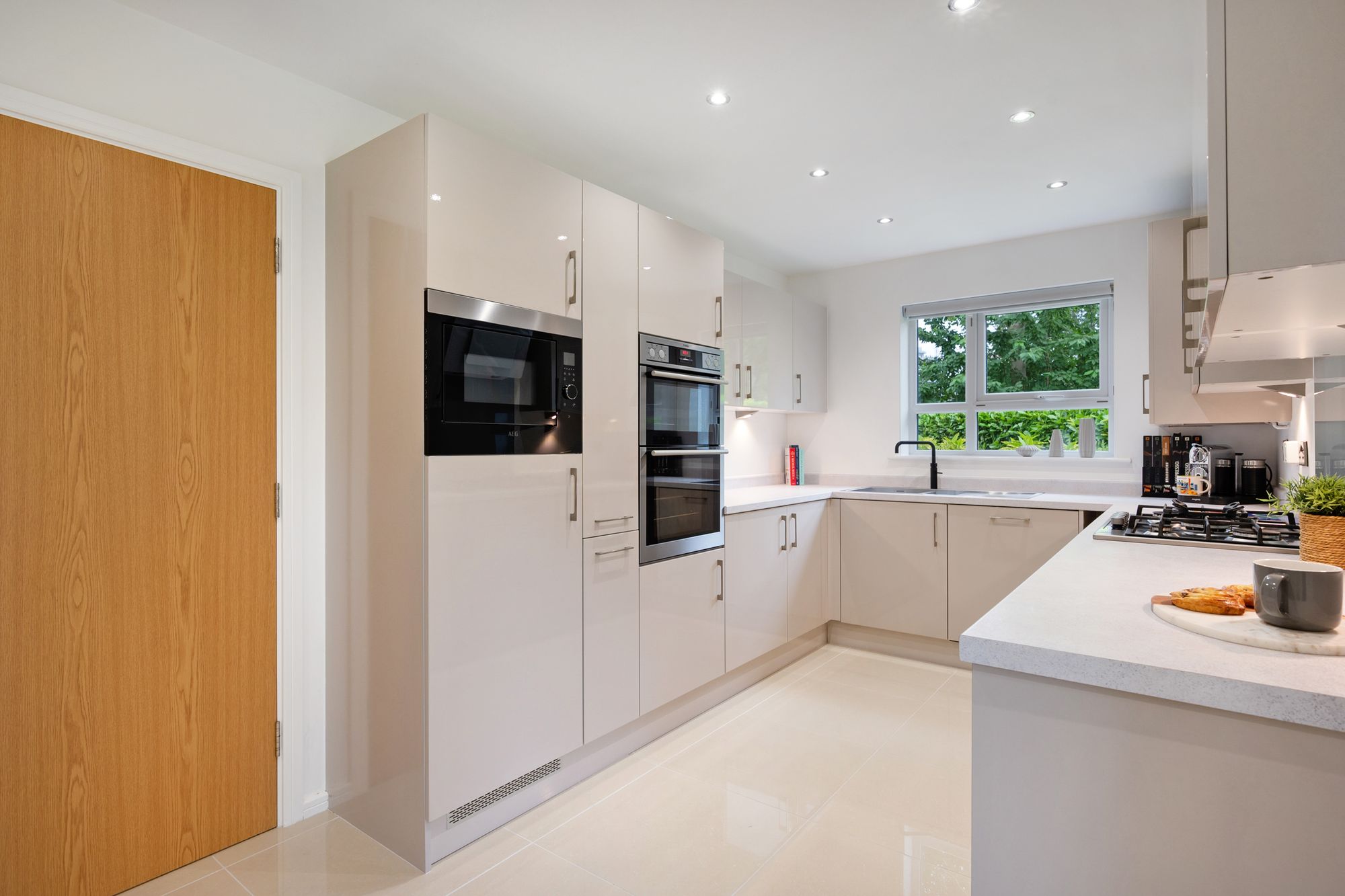 4 bed detached house for sale in Cranesbill Close, Salford  - Property Image 10