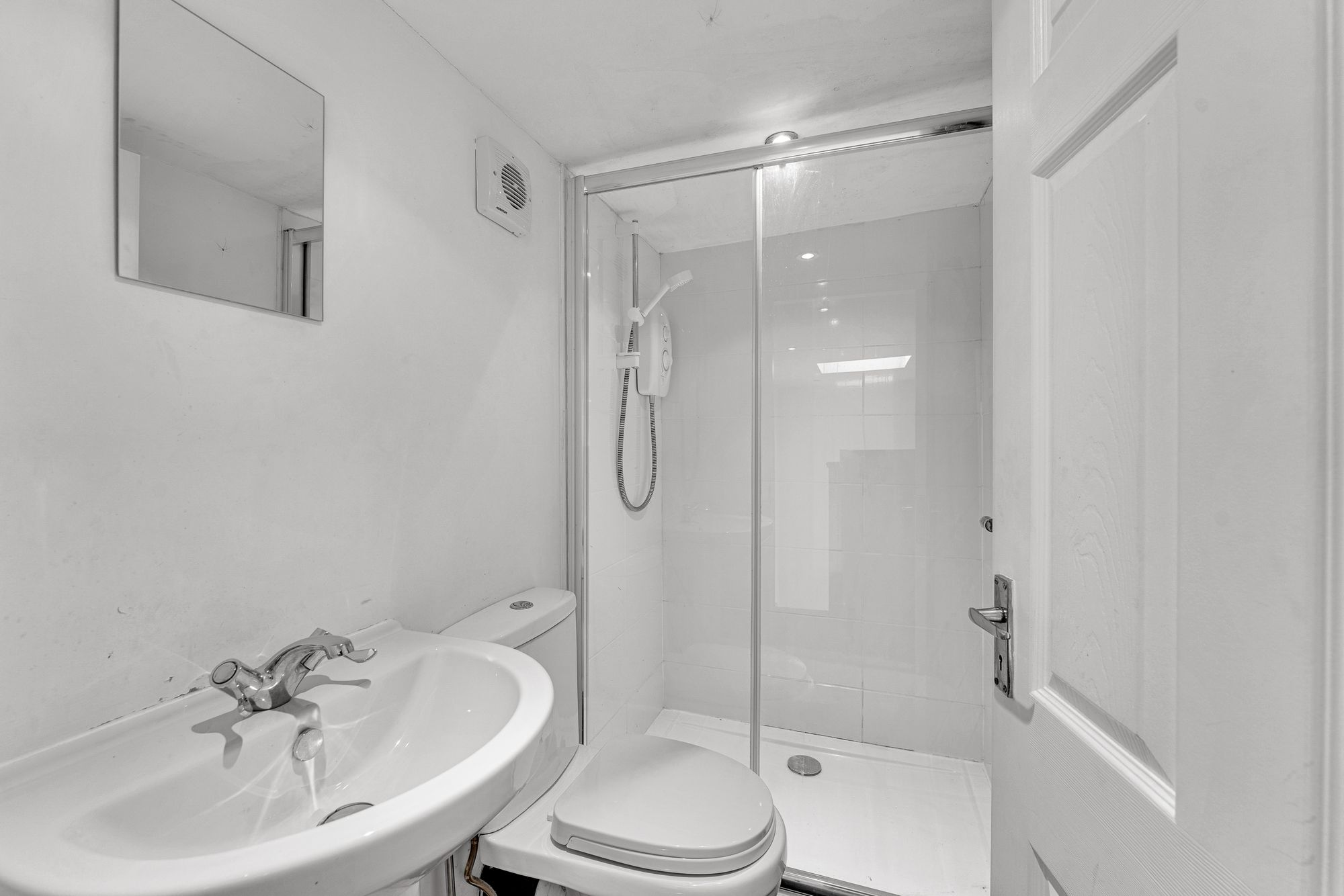 5 bed detached house for sale in Cowpe Road, Rossendale  - Property Image 41