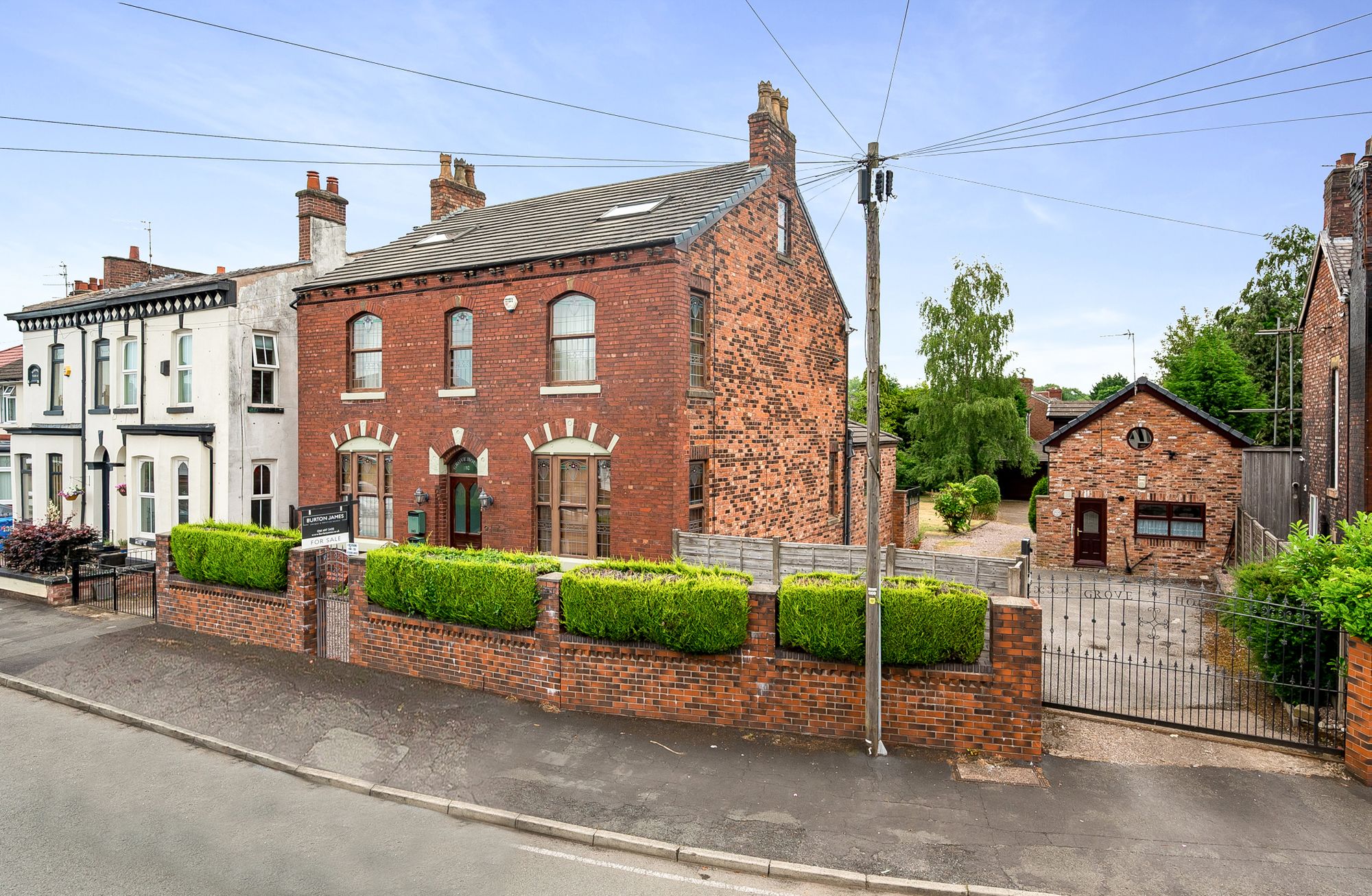 4 bed detached house for sale in Parkfield Road North, Manchester  - Property Image 5