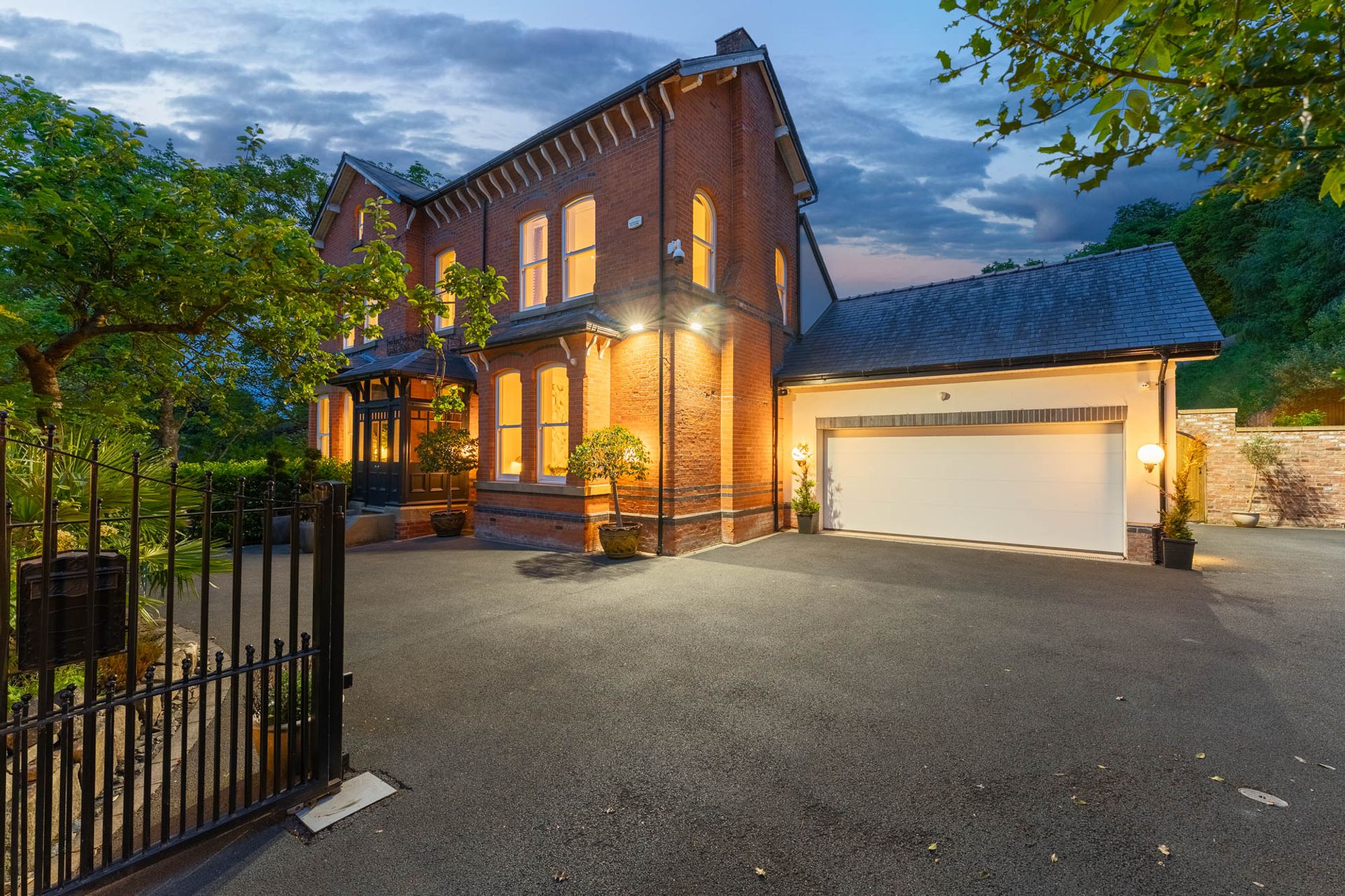 6 bed detached house for sale in Lowther Road, Manchester  - Property Image 47