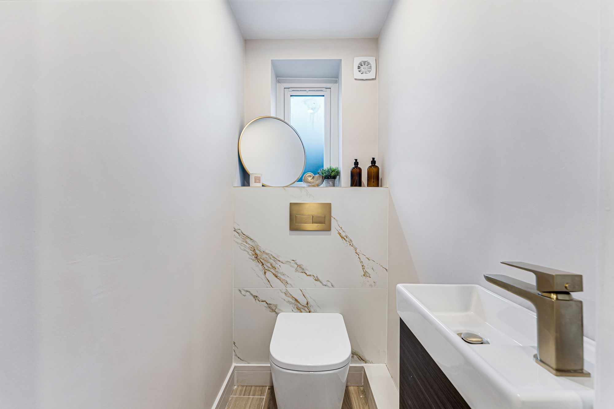 5 bed detached house for sale in Park Avenue, Bury 21