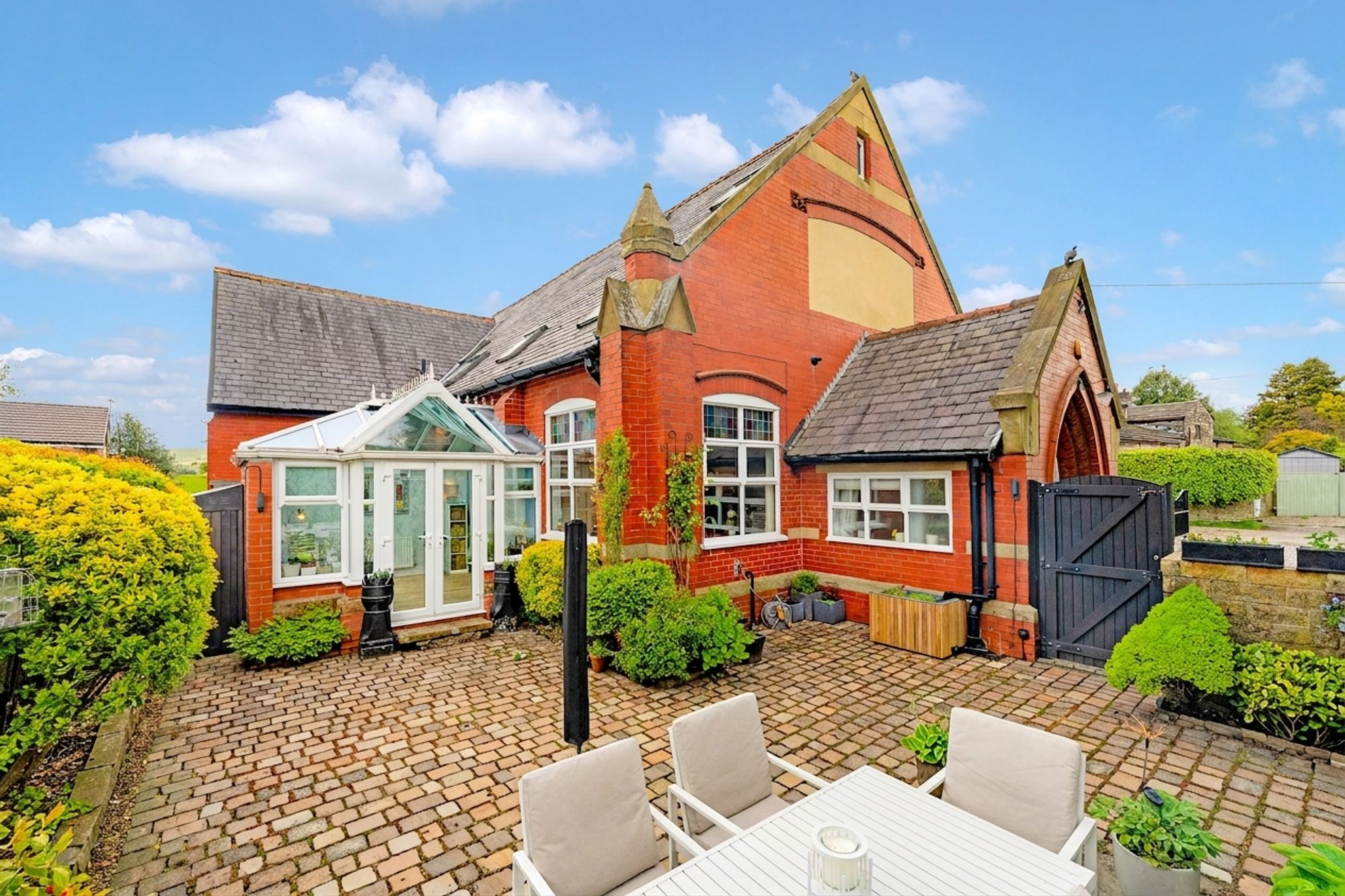 3 bed semi-detached house for sale in Thomason Fold, Bolton  - Property Image 4