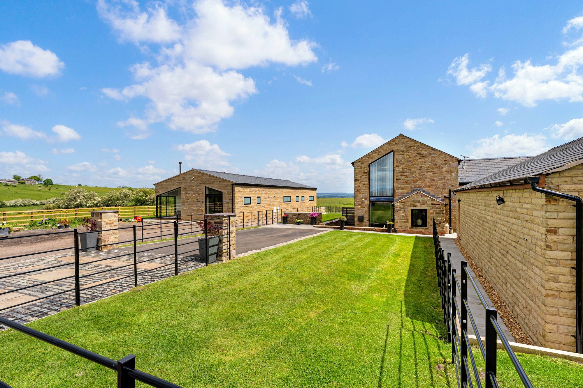 3 bed end of terrace house for sale in Barrack Fold Knowsley Road, Bolton  - Property Image 38