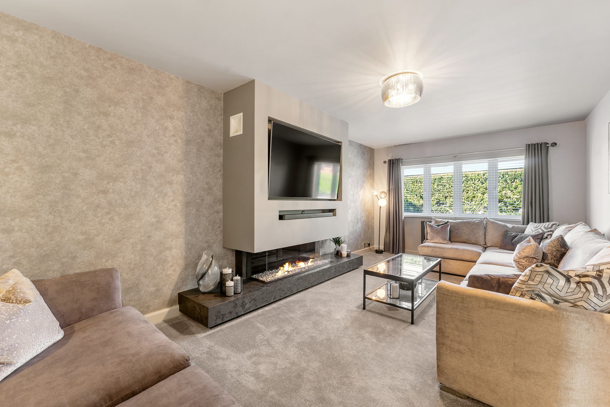4 bed detached house for sale in Moorlands View, Bury 2