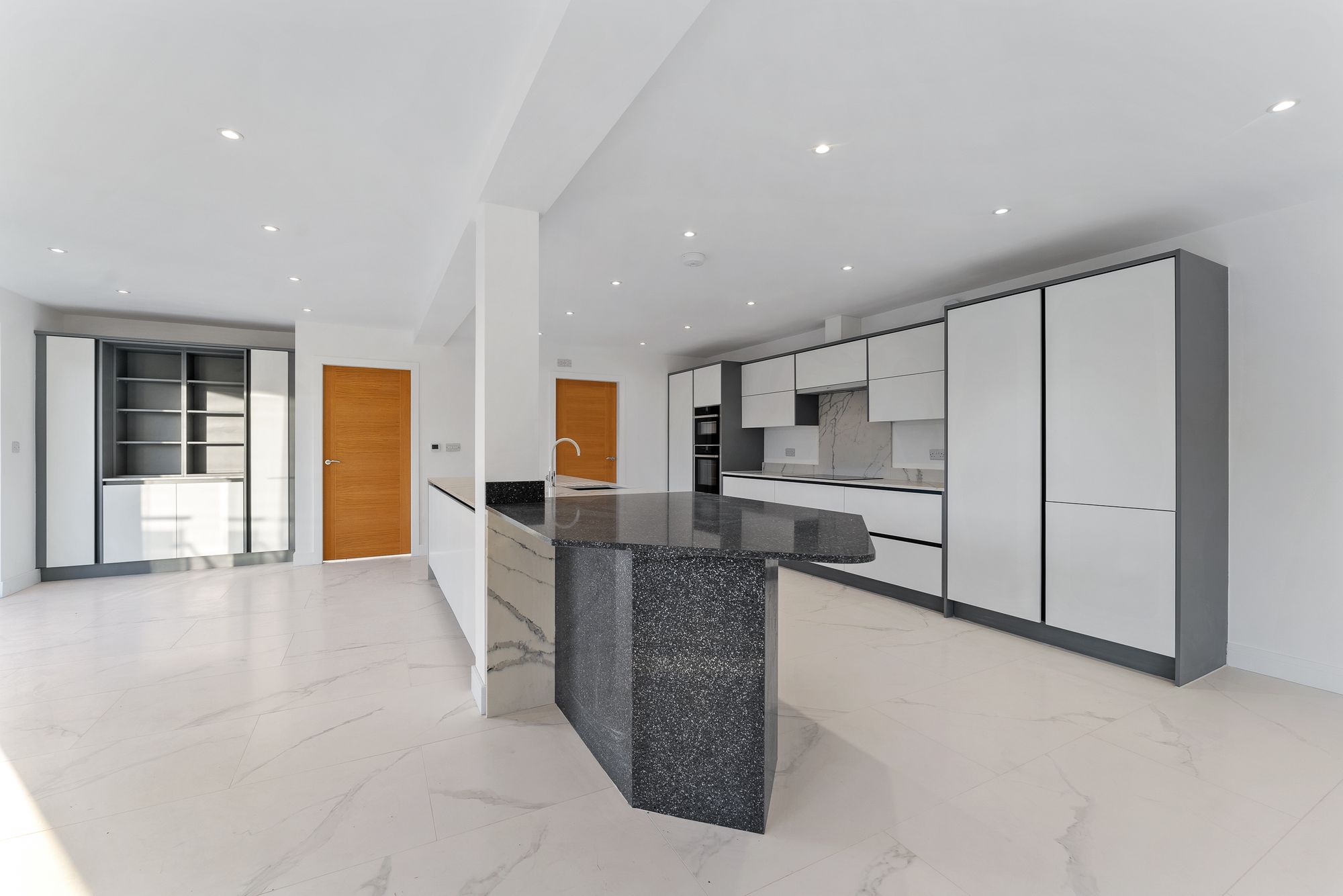 6 bed detached house for sale in Mather Road, Bury  - Property Image 8