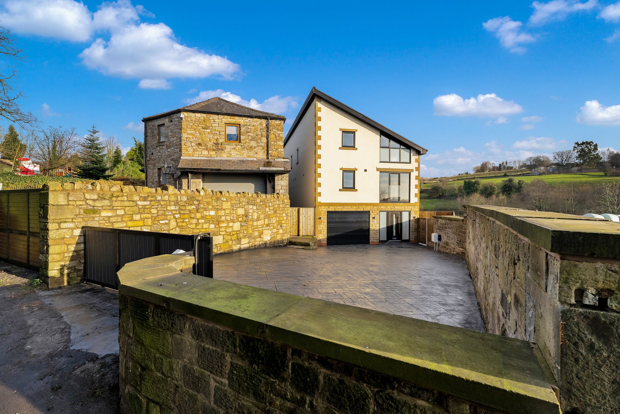 6 bed detached house for sale in Mather Road, Bury  - Property Image 49